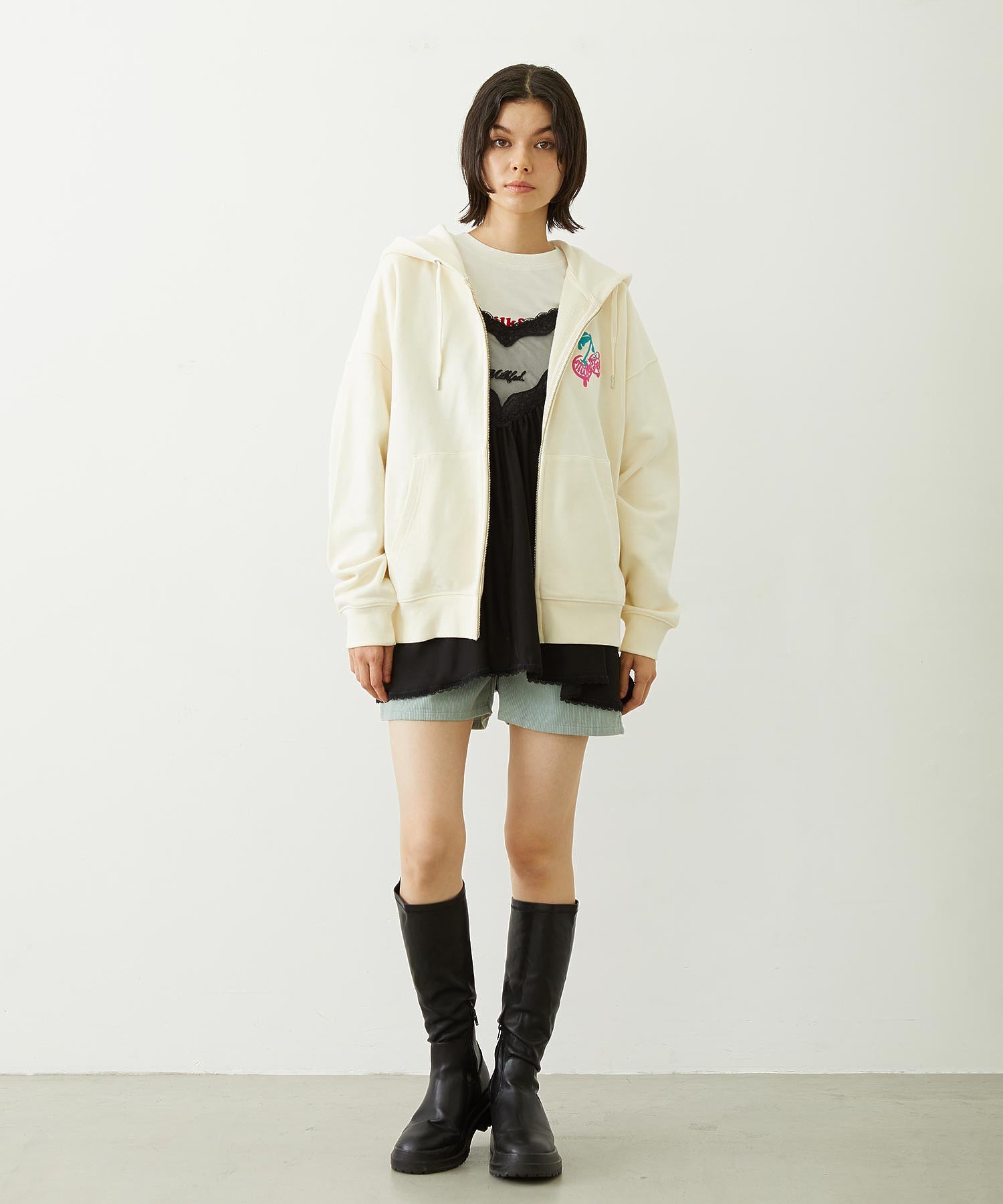 MELTY CHERRY WIDE ZIP UP HOODIE