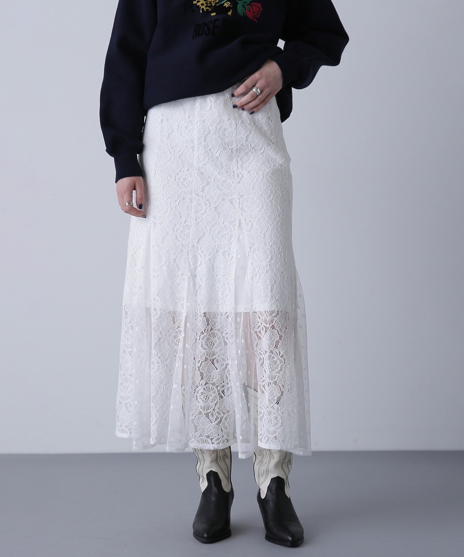 レーススカート