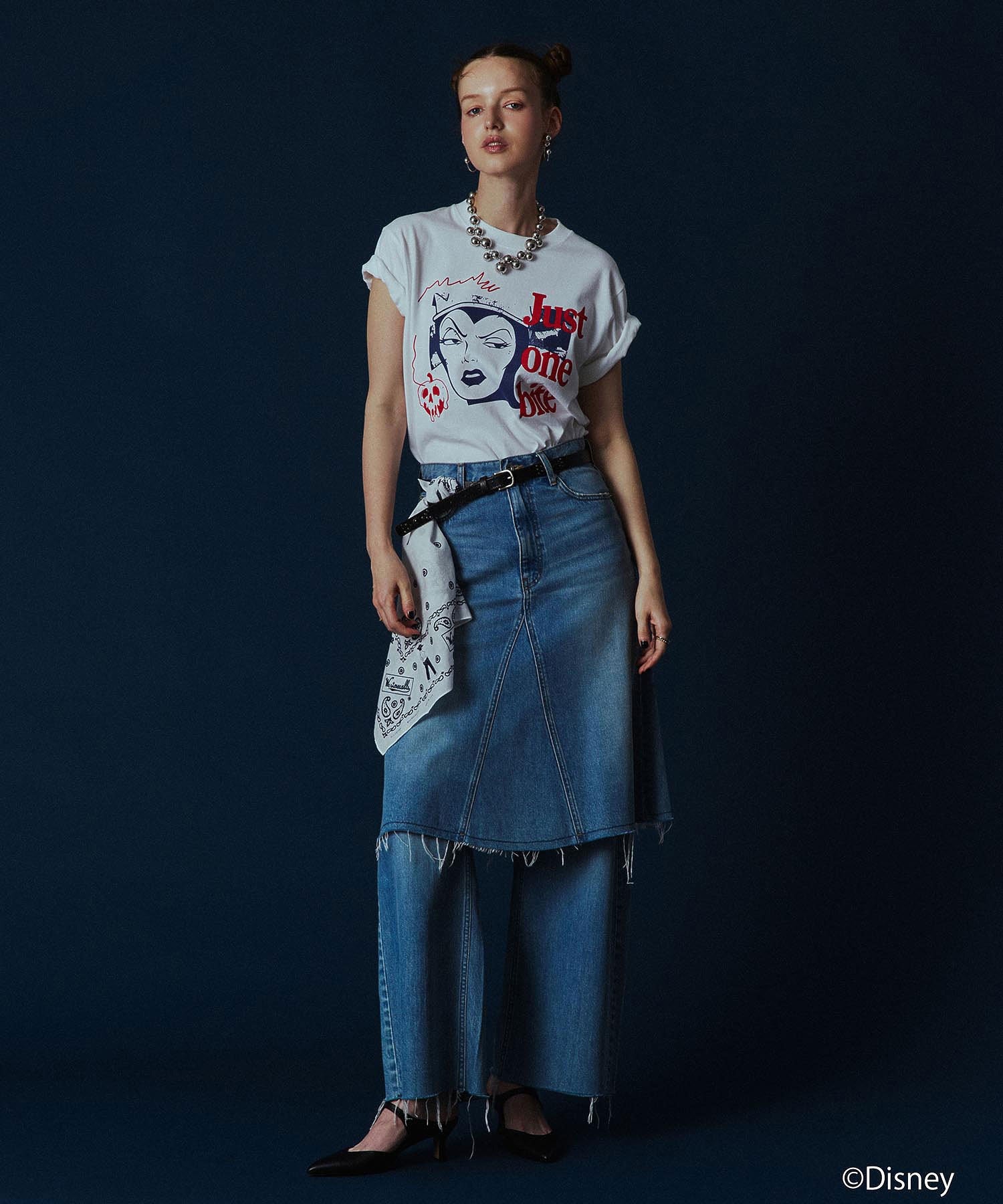 COLSUN/QUEEN GRIMHILDE S/S TEE