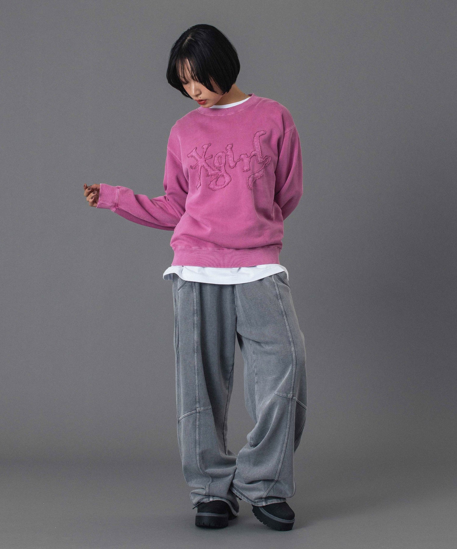 DISTORTED LOGO PATCH FADED SWEAT TOP