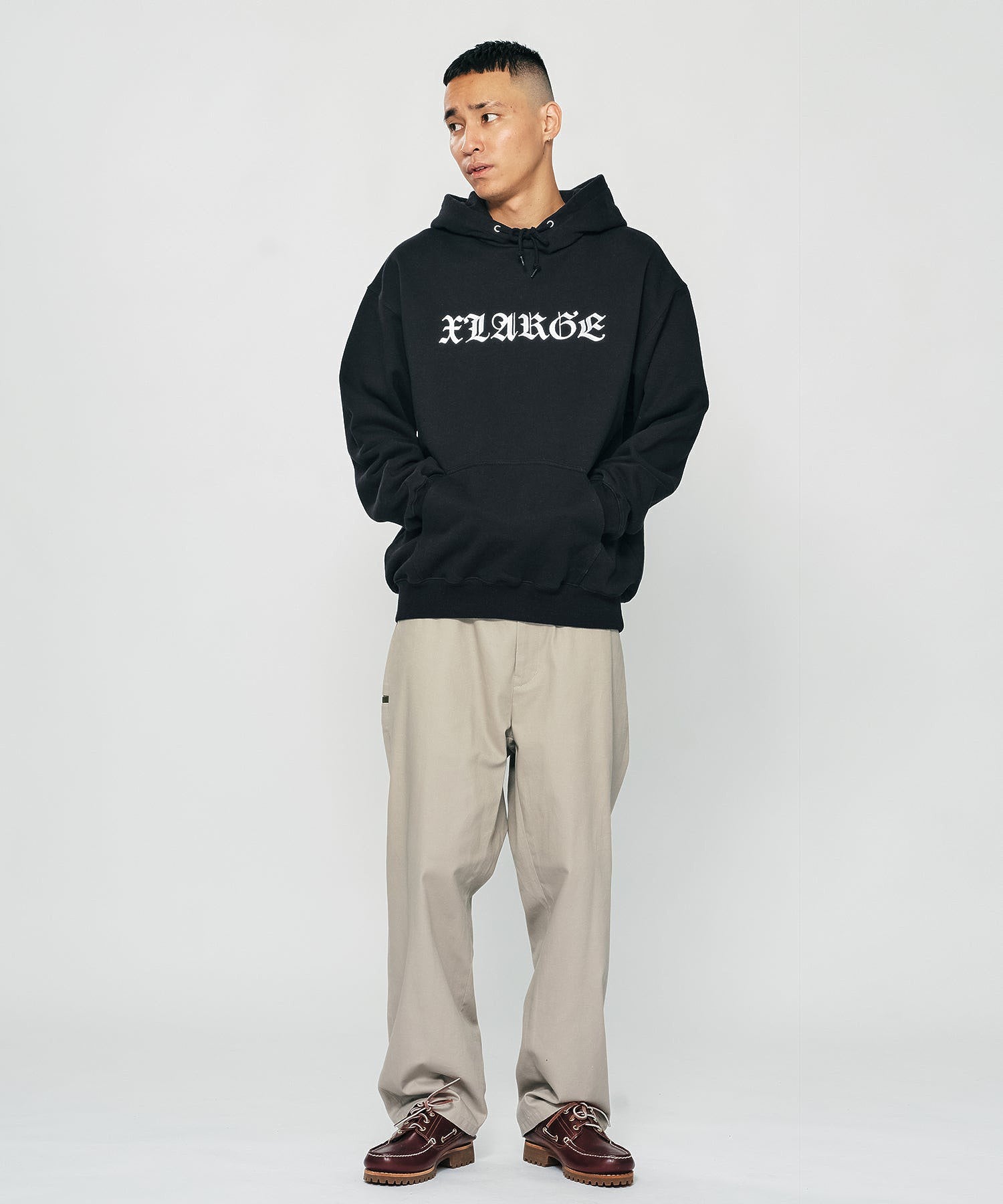OLD ENGLISH PULLOVER HOODED SWEATSHIRT
