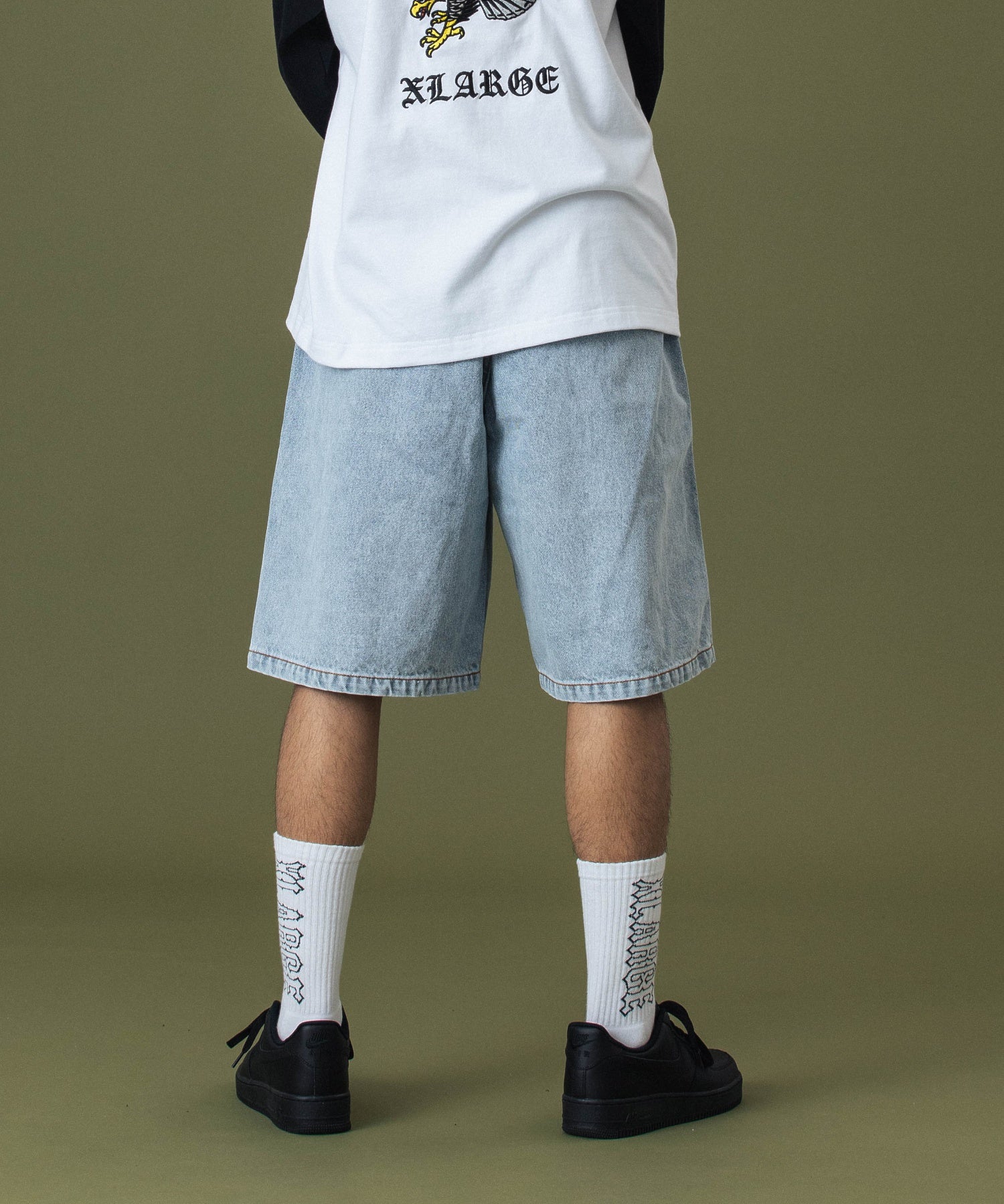 EASY DENIM SHORTS