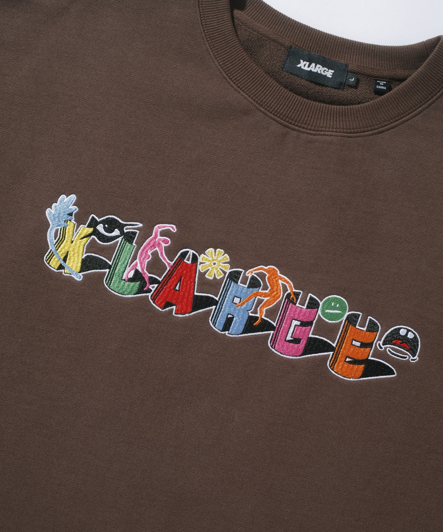 ODD MOTIFS CREWNECK SWEATSHIRT