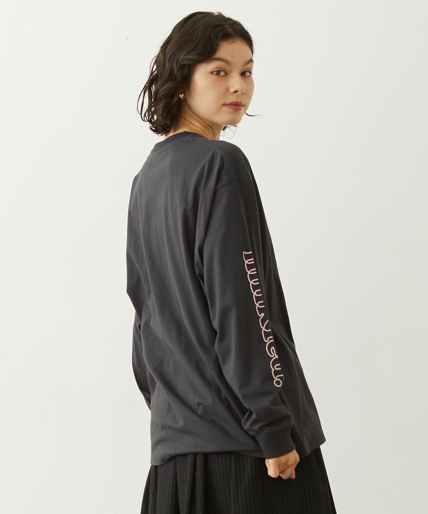 MILKFED. COOPER LOGO L/S TEE