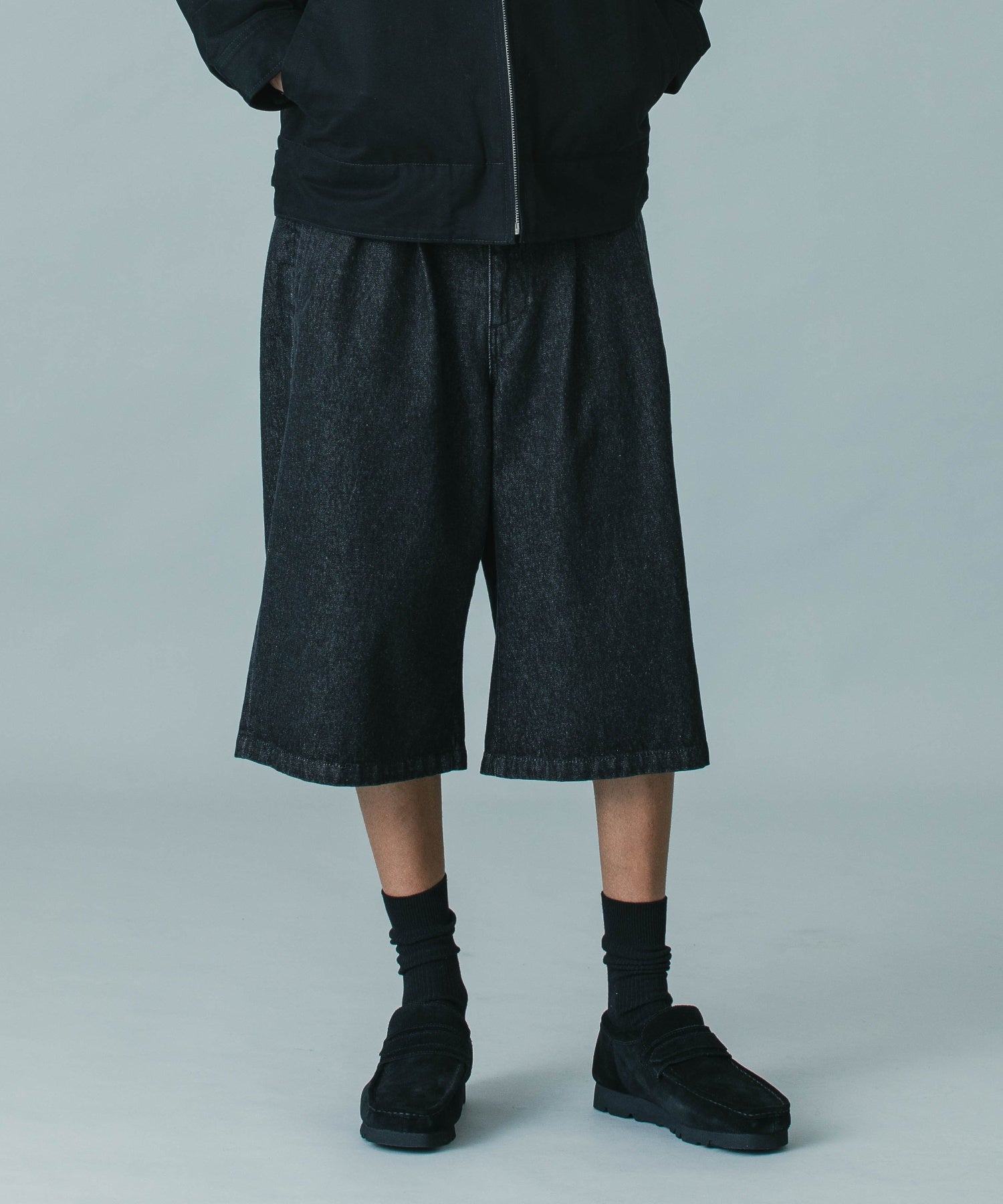 SHORT BAGGY PANTS