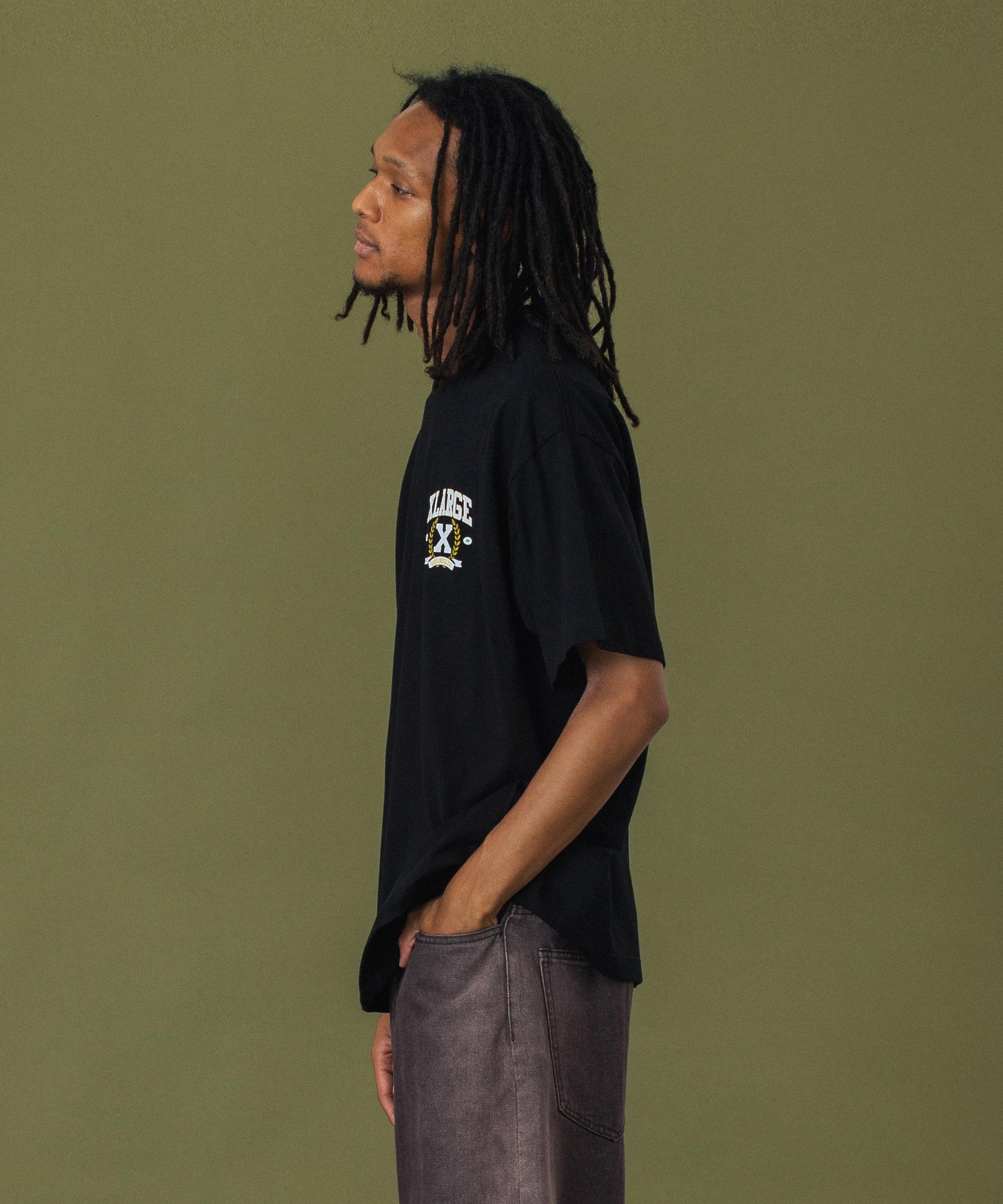 COLLEGE LOGO S/S TEE