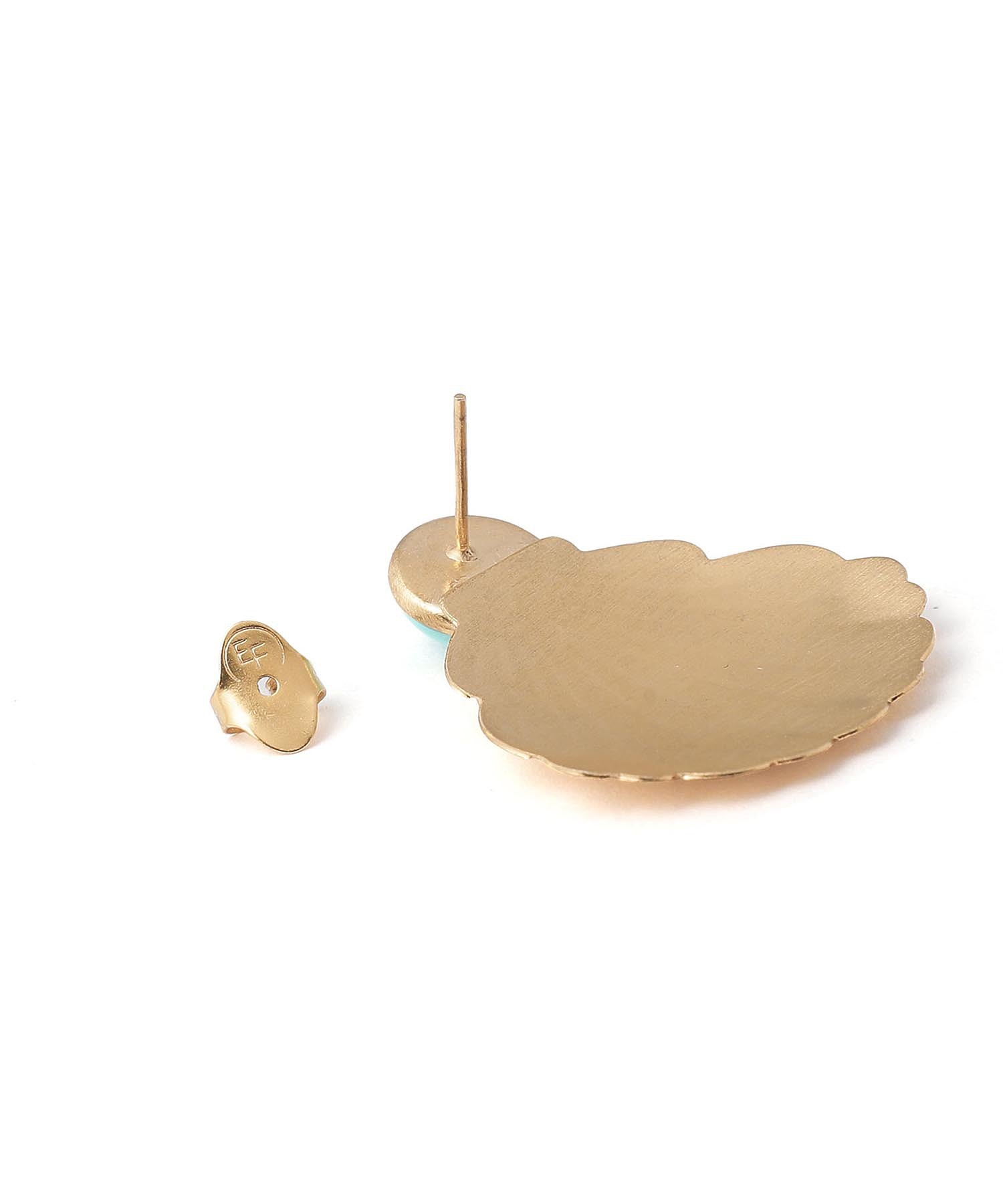 Eneida Franca/カラーパーツ×大振りシェルモチーフピアス