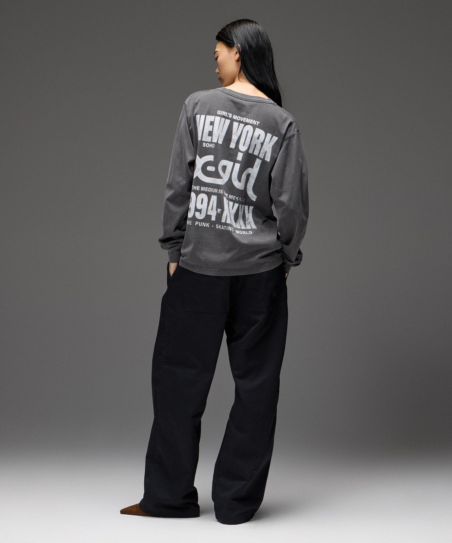 PIGMENT DYED BIG SPRAY LOGO L/S TEE