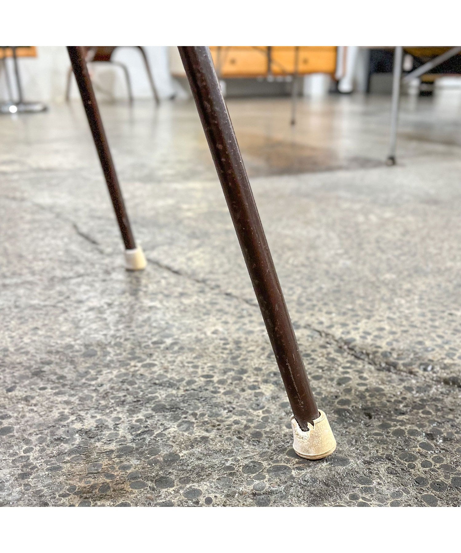 Eames H-Base / Brown / Vintage