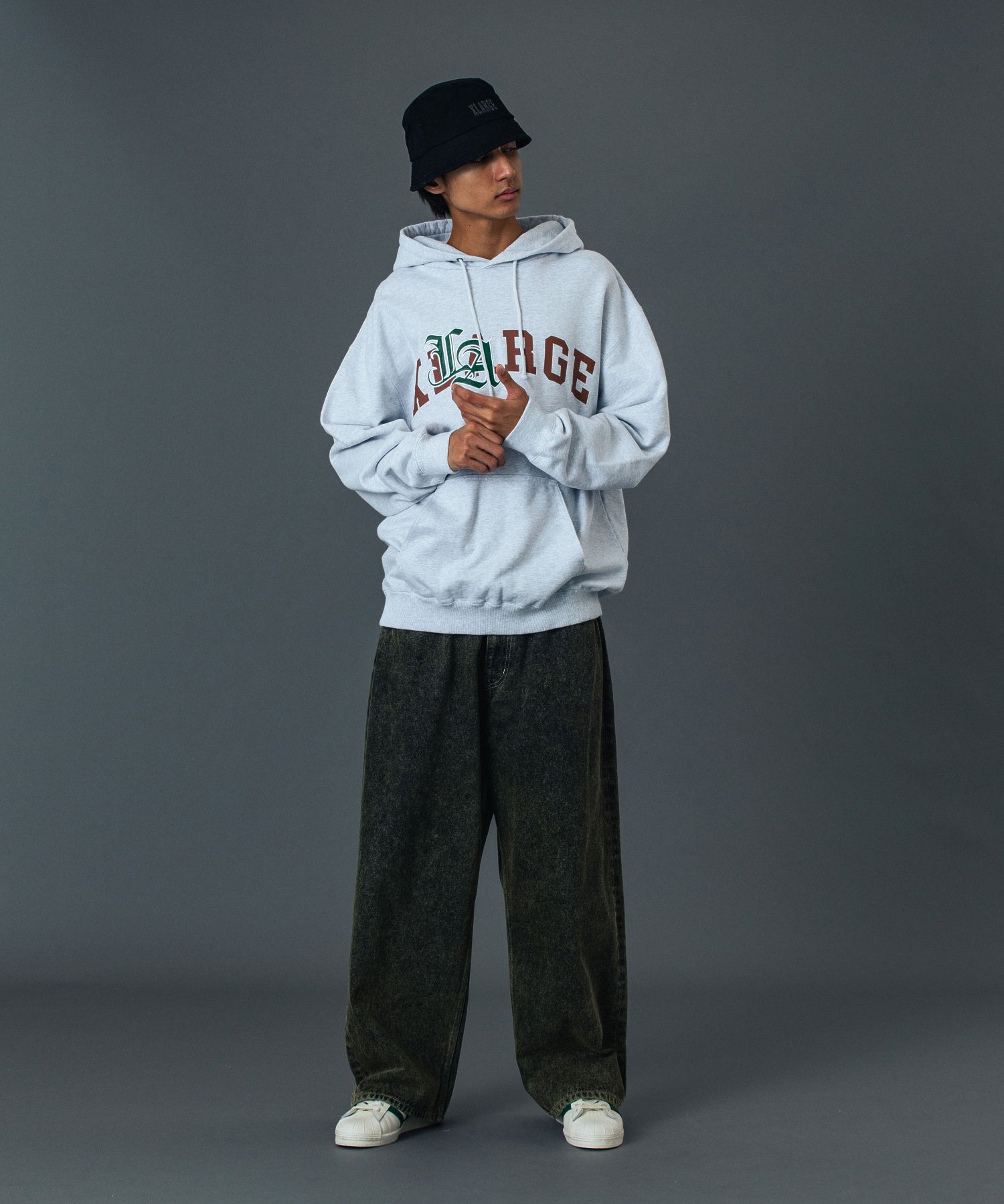 EMBOSSED DENIM PANTS