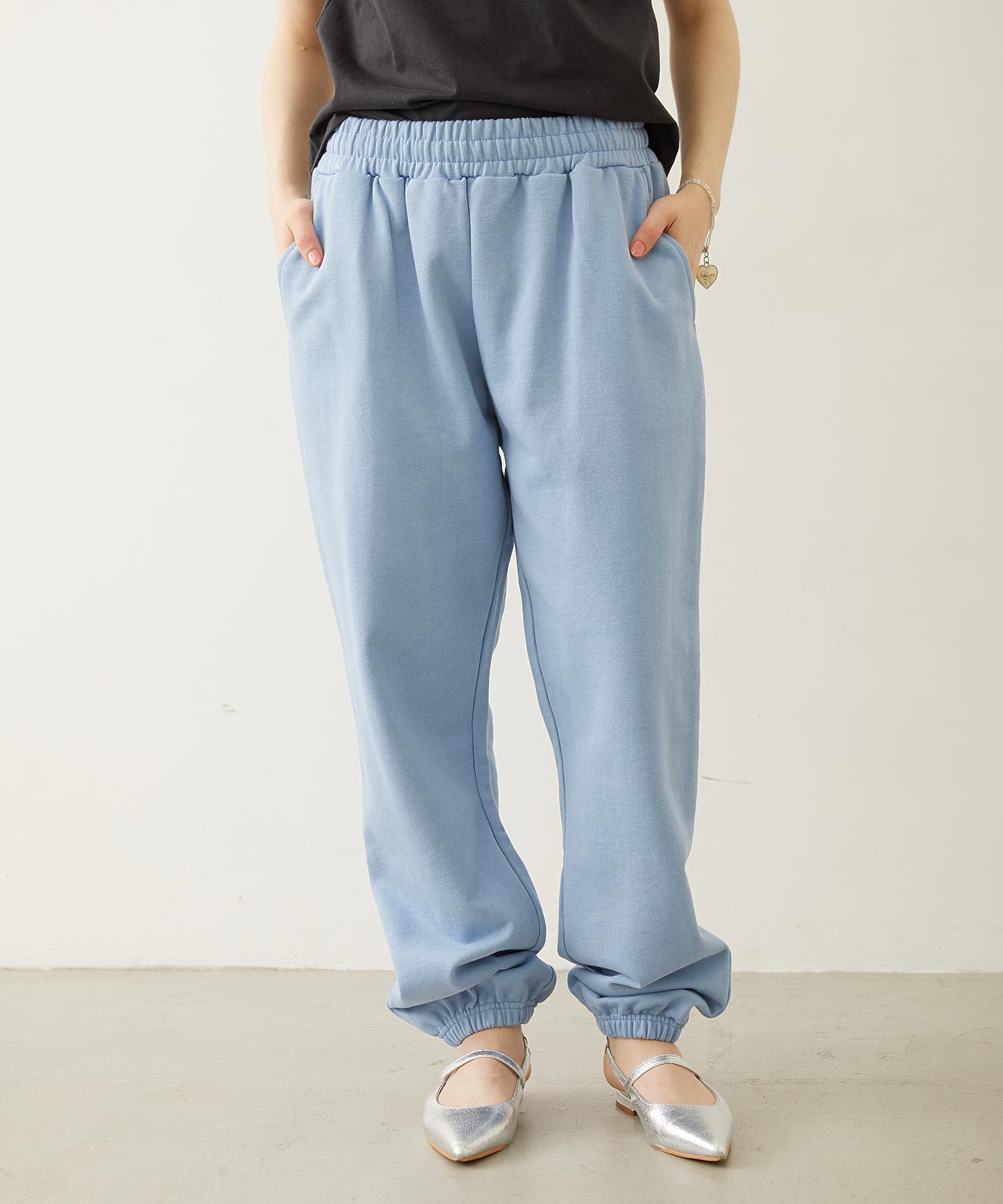HEART POCKET SWEATPANTS