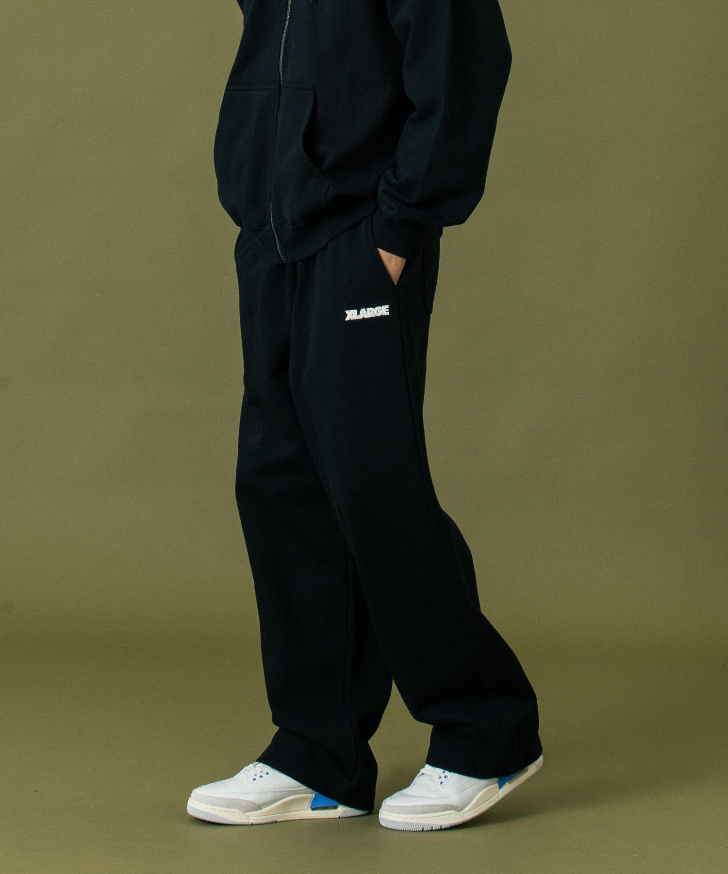 MODEL 身長183cm / 着用サイズ：Lサイズ