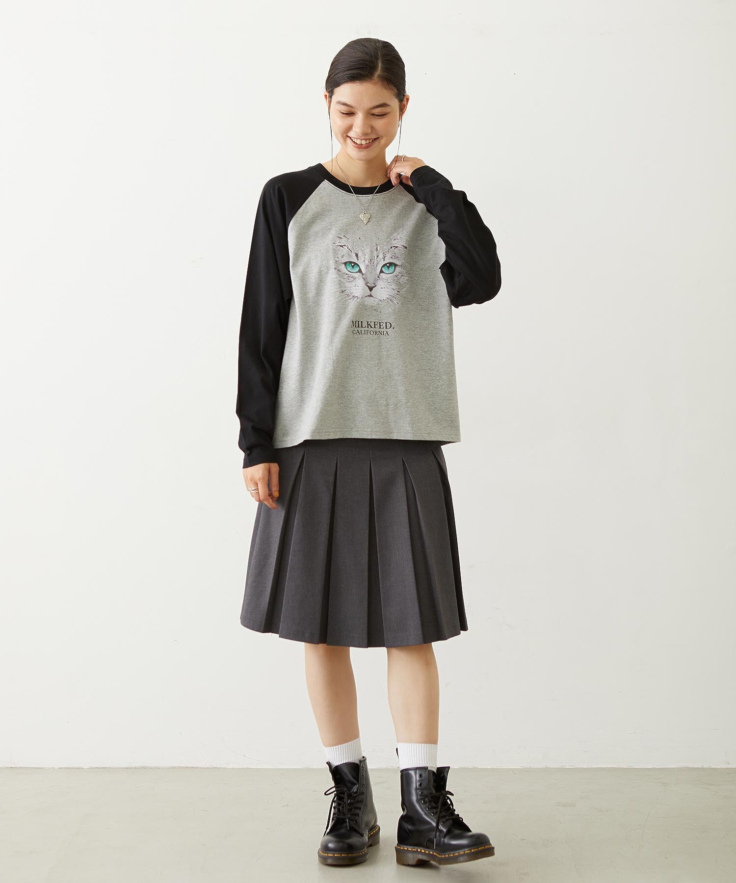 BELTED PLEATED SKIRT