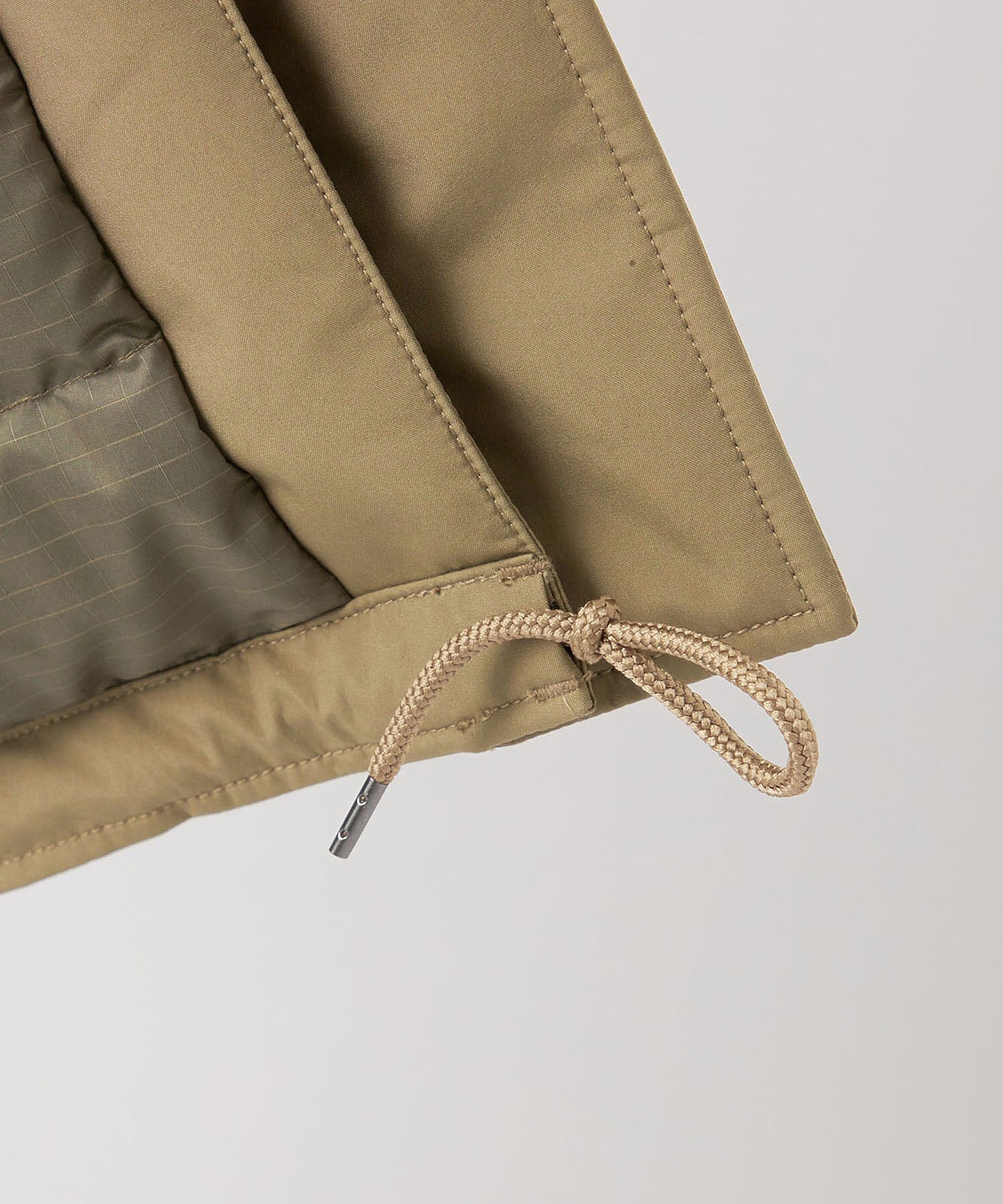 参考画像※当サイトにKhaki Beigeの展開はございません