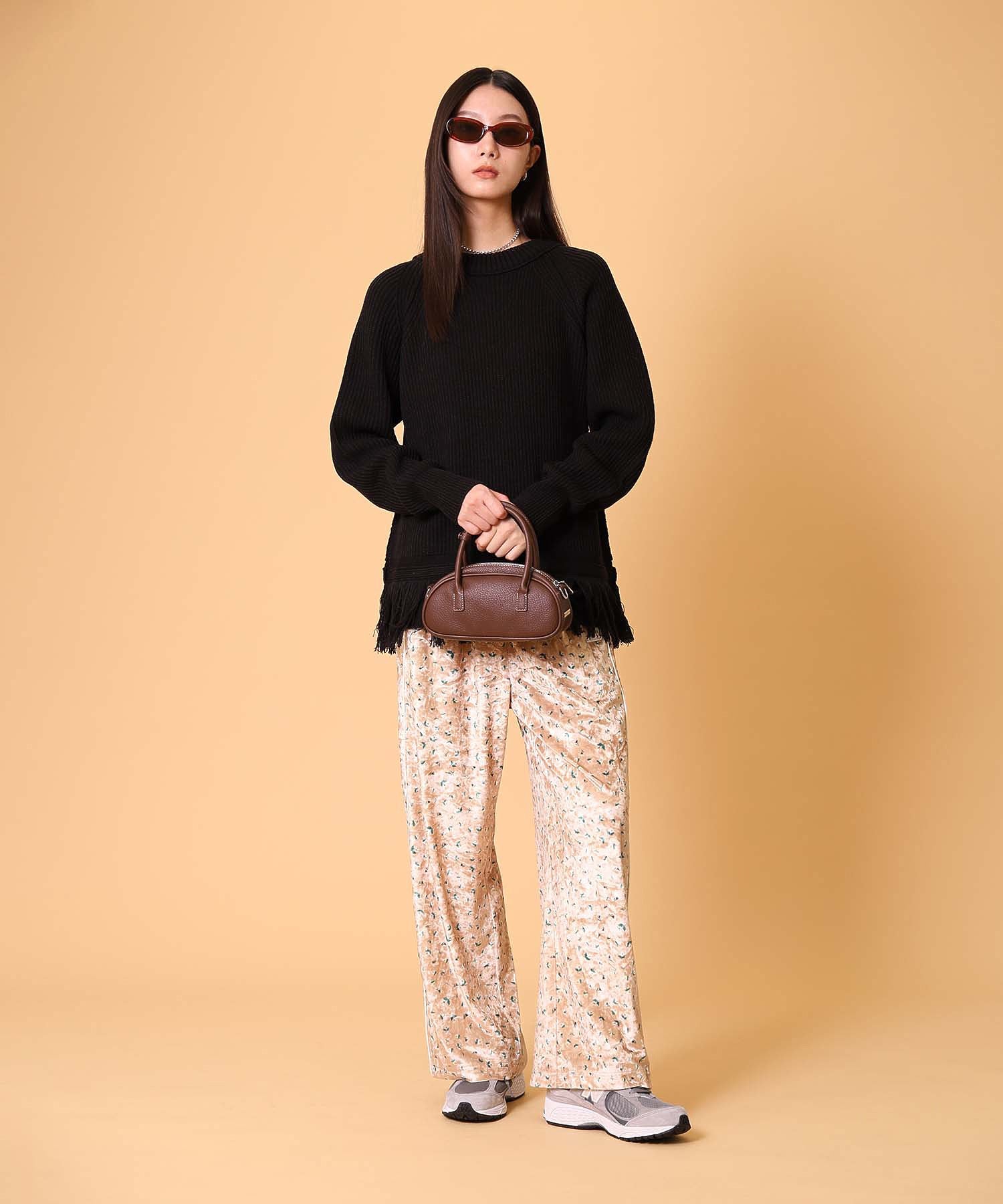 オーバーサイズフリンジニットプルオーバー