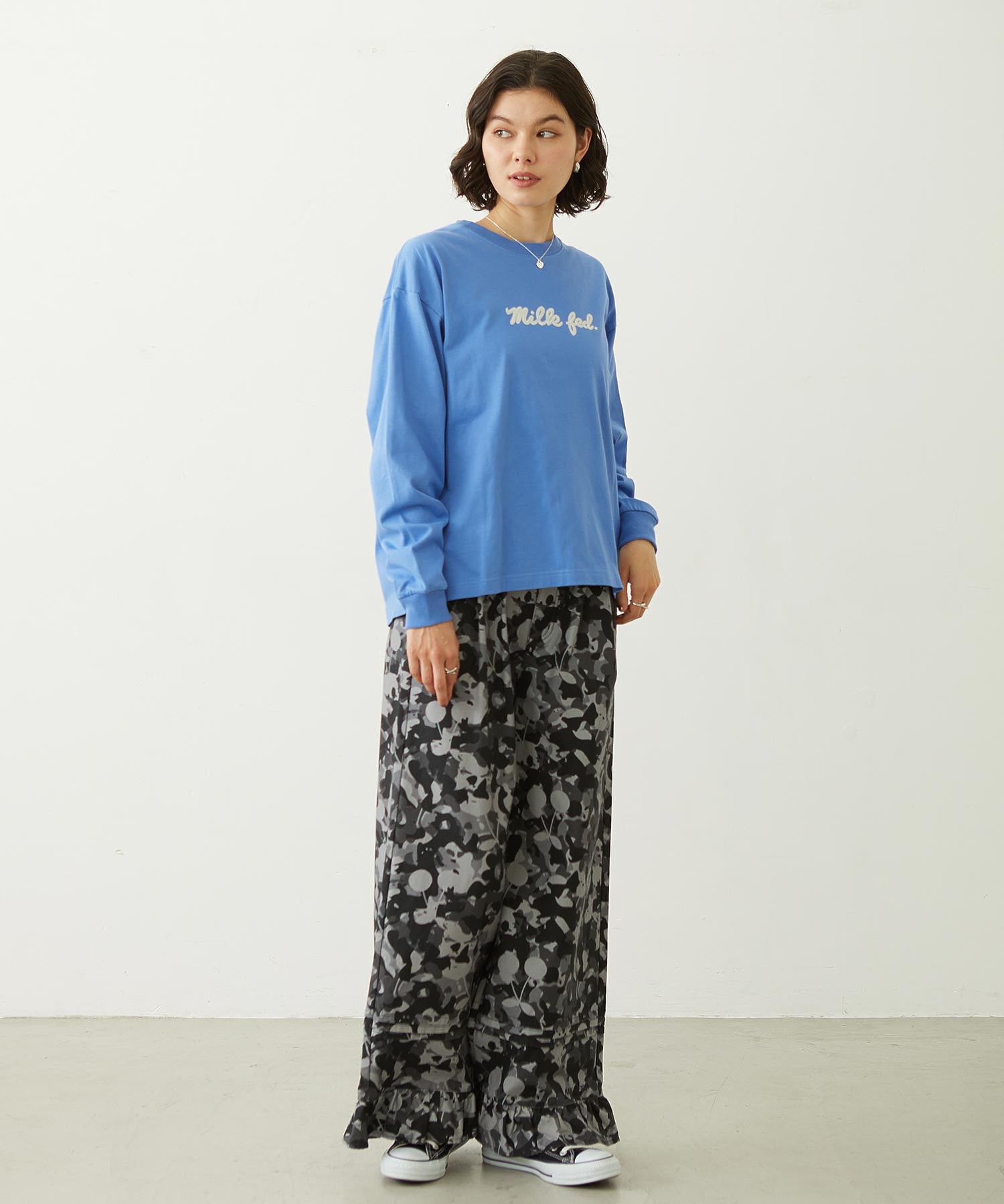FRILL HEM CAMO PANTS