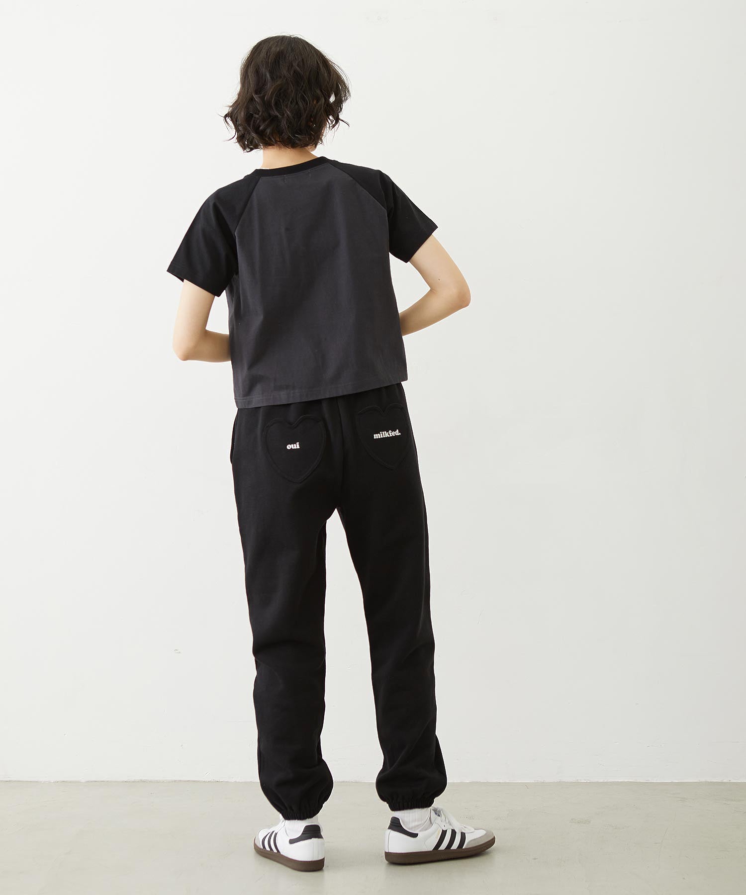 HEART POCKET SWEATPANTS