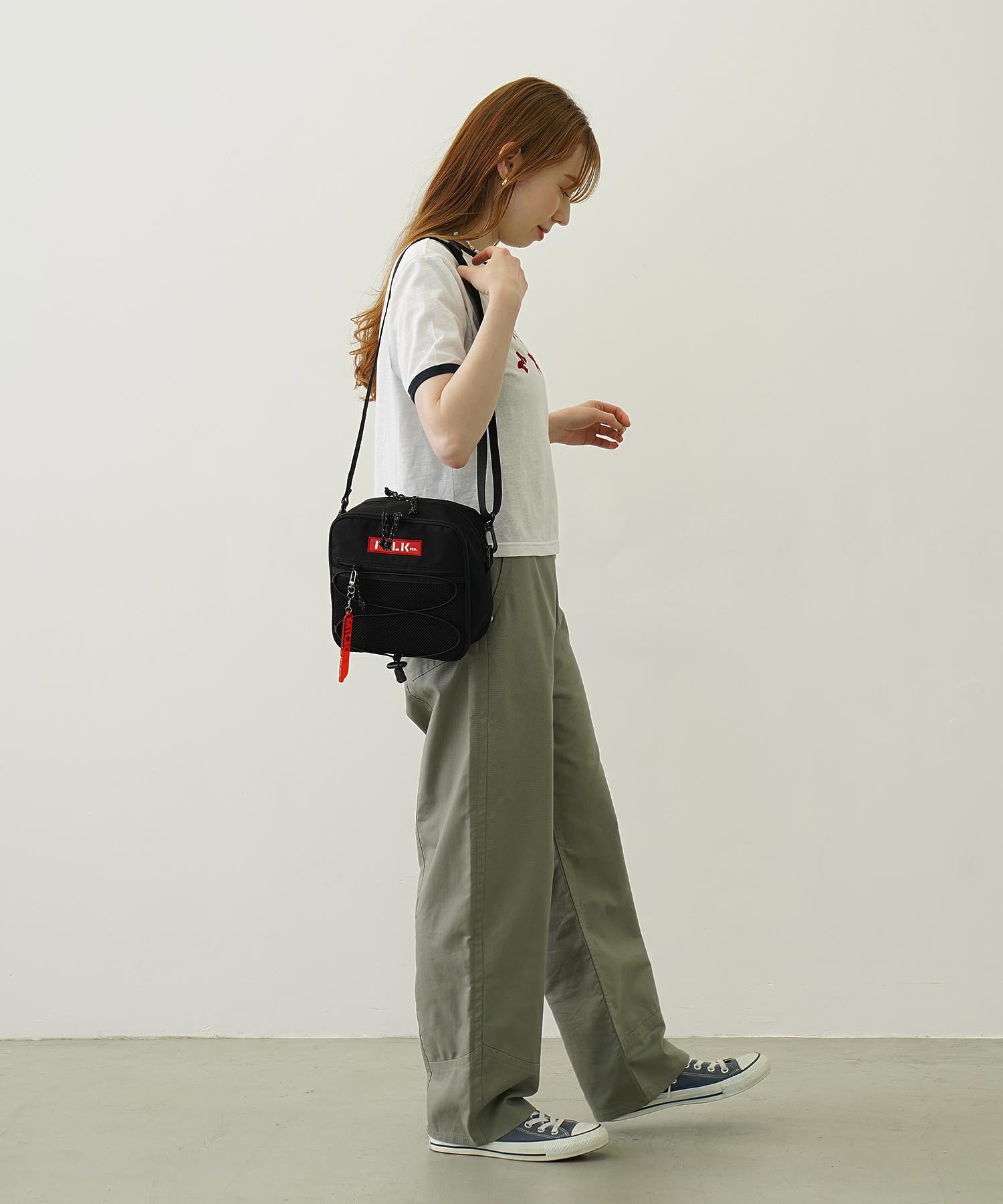 DAILY SQUARE SHOULDER BAG