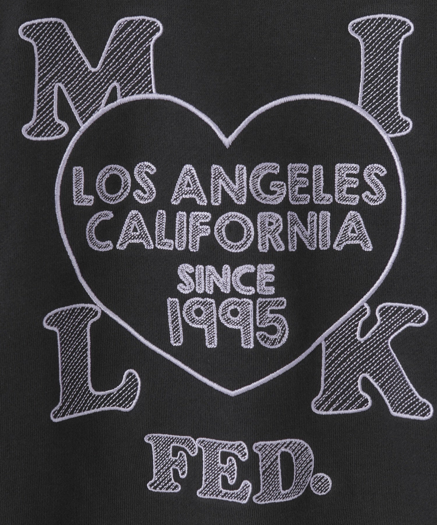 STITCHED HEART LOGO SHORT CREW SWEAT