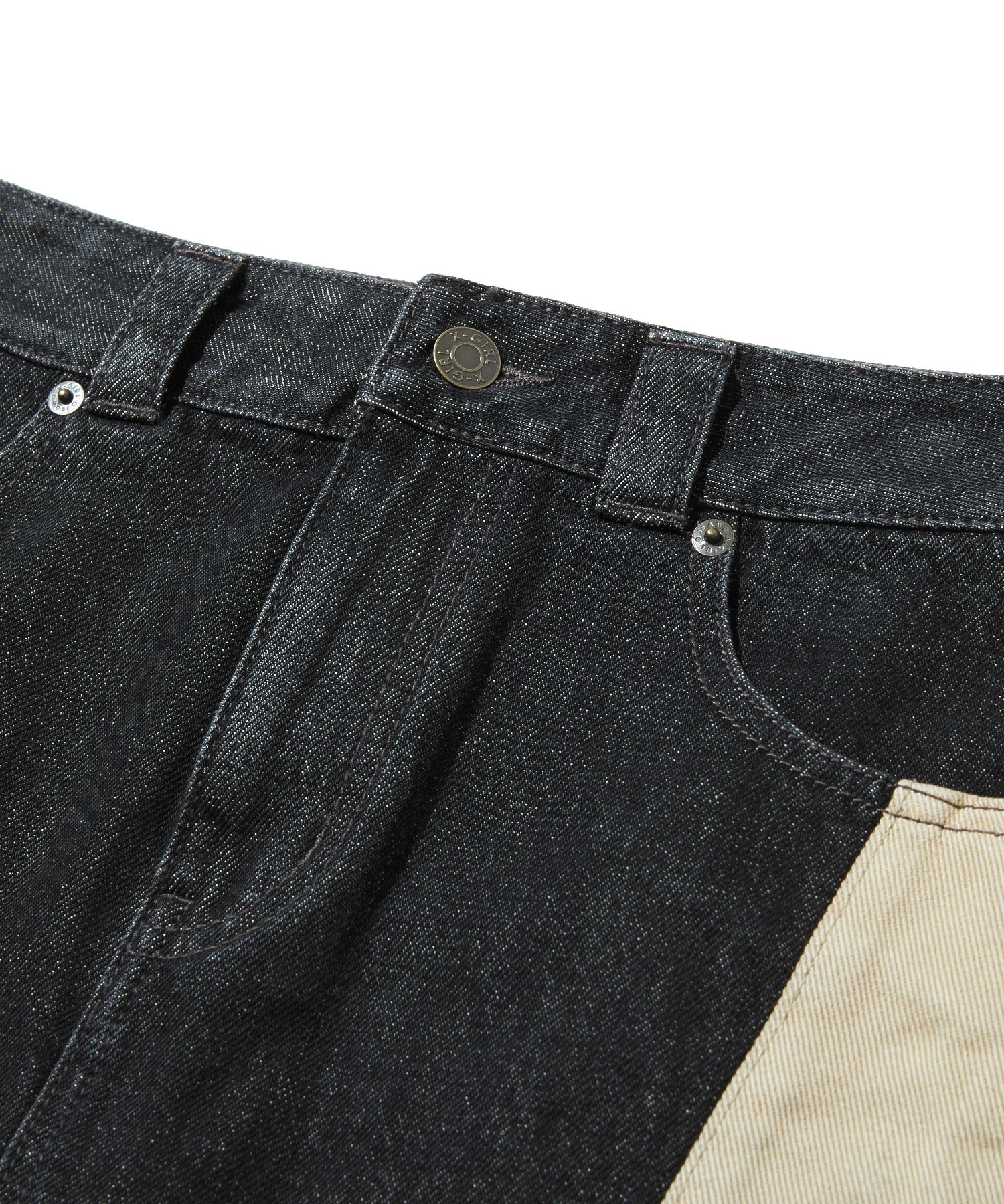 CONTRAST PANELED DENIM MINI SKIRT