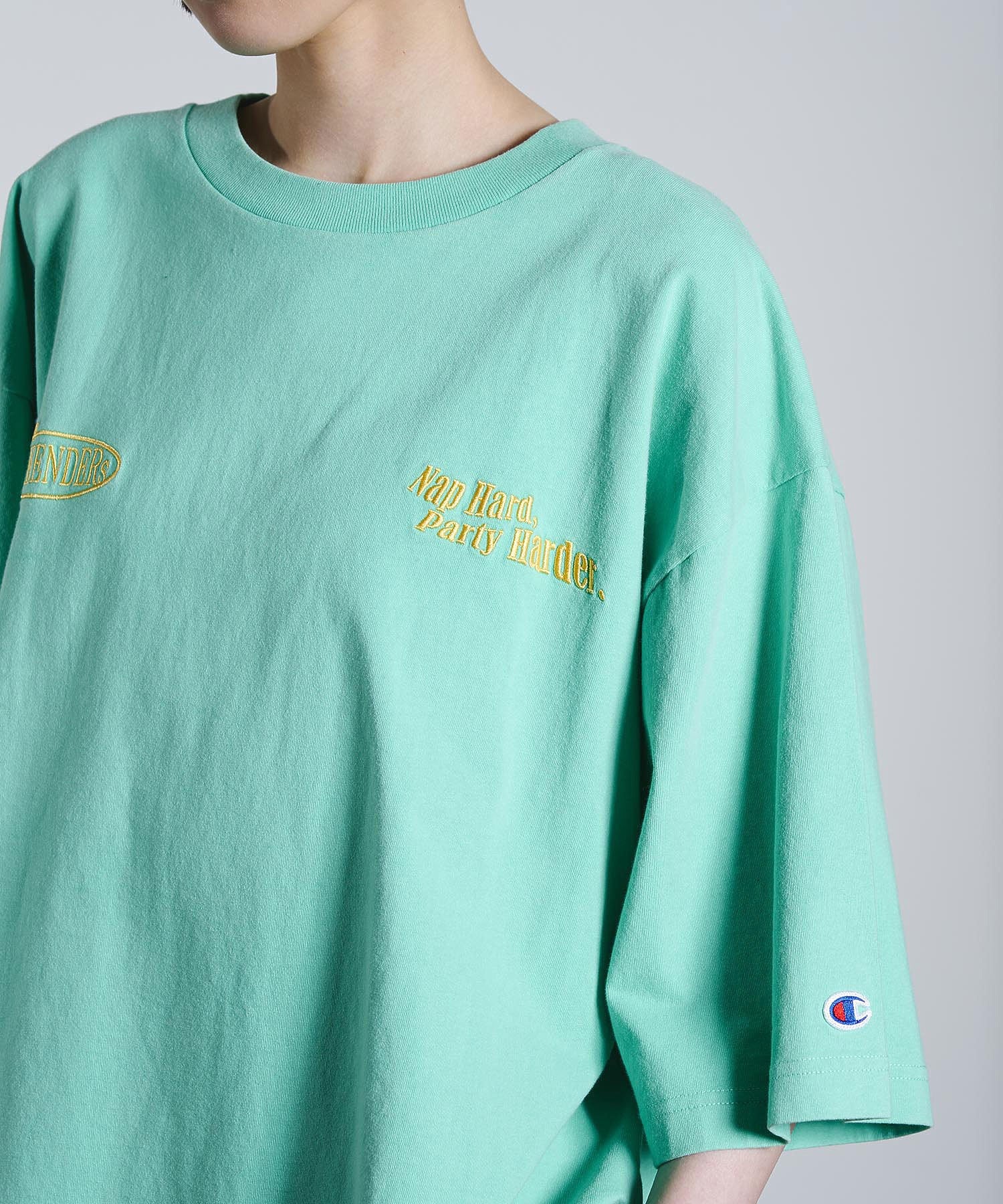 【Champion別注】ROSEBUD x champion LOGO EMBROIDERY BIG TEE