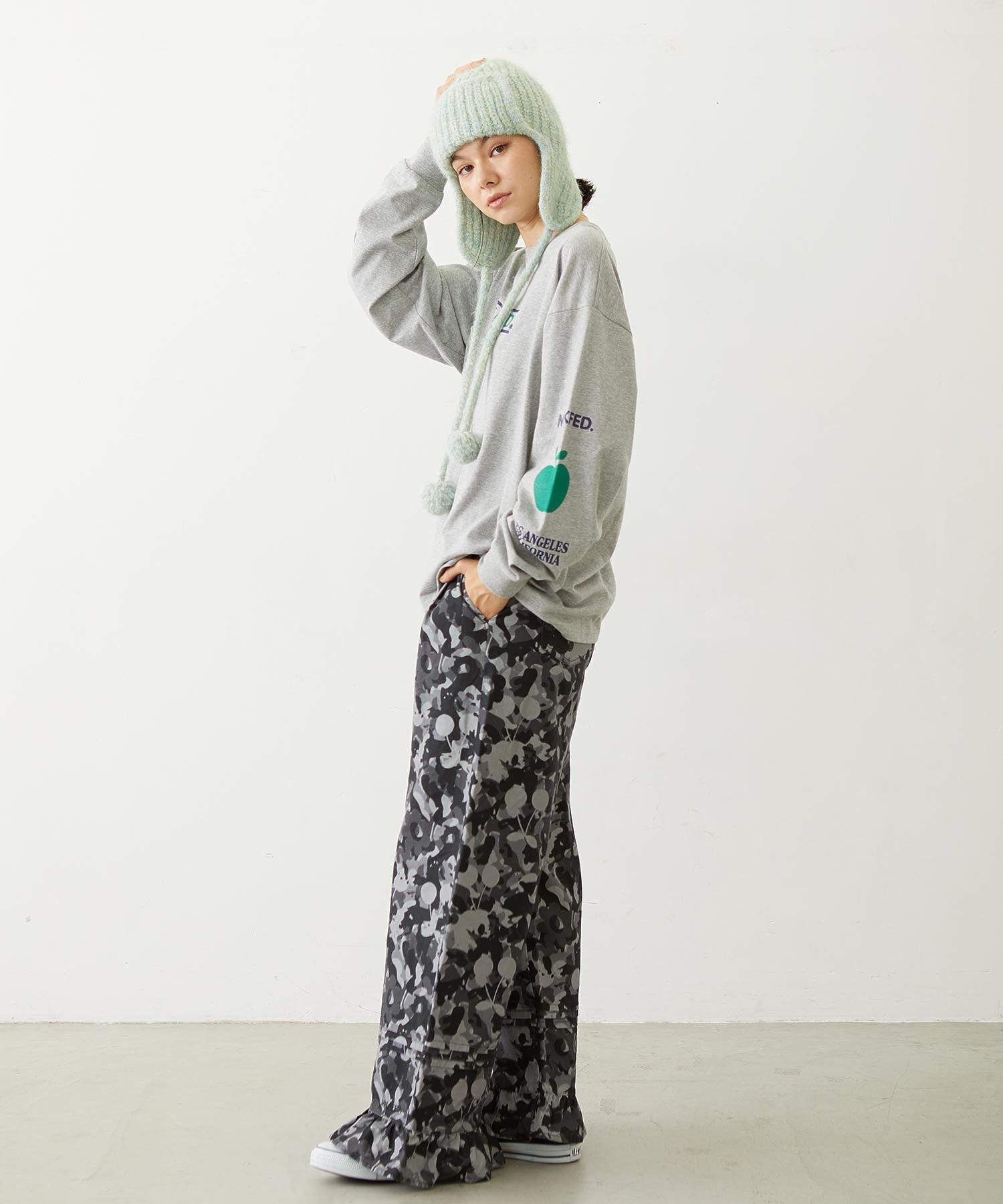 EAR FLAP KNIT CAP