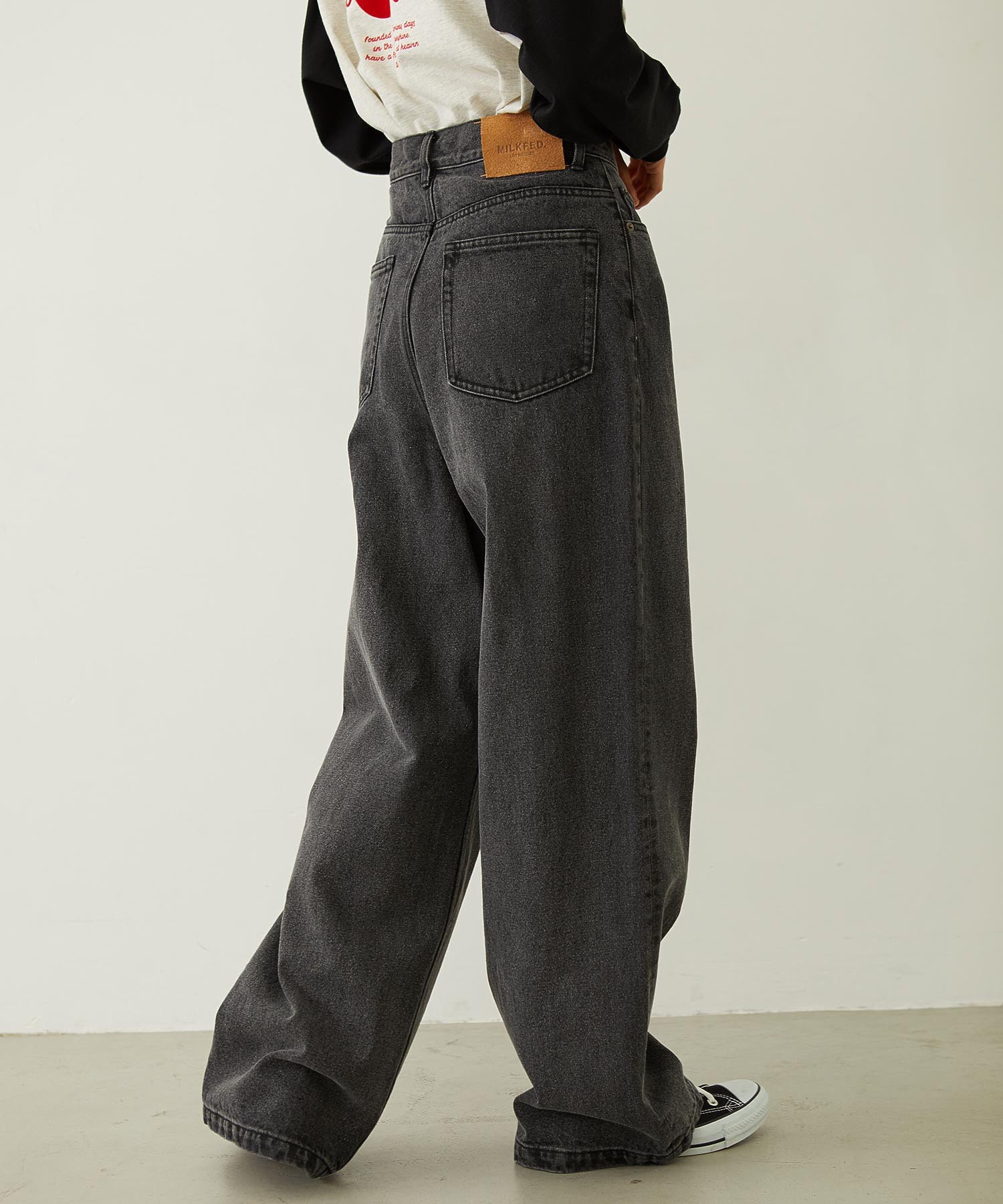 BOYFRIEND LOOSE DENIM PANTS