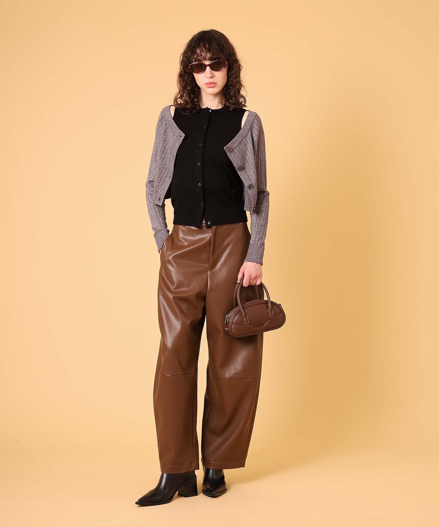 レザーカーブパンツ