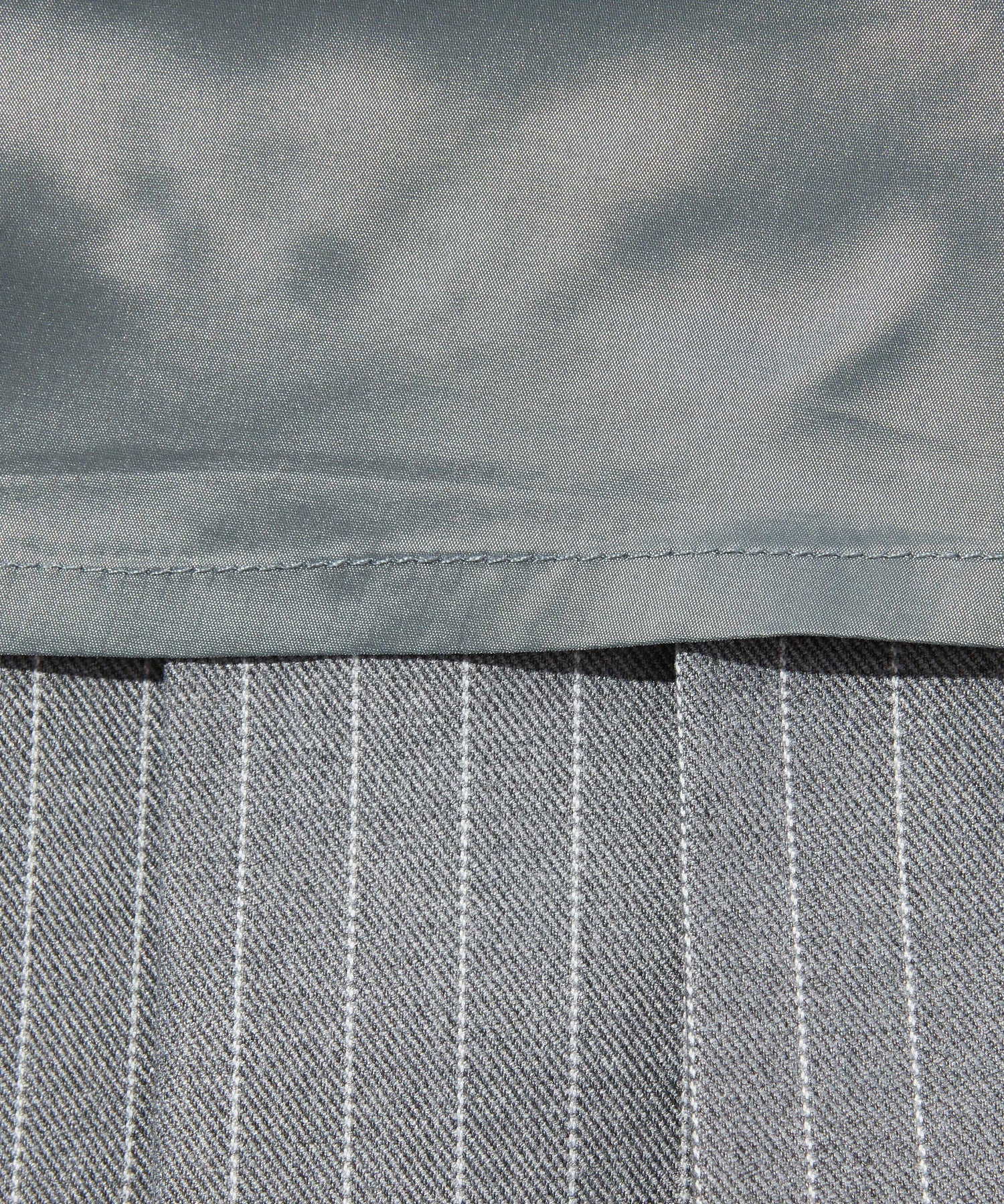 STRIPE PLEATS HEM MINI SKIRT