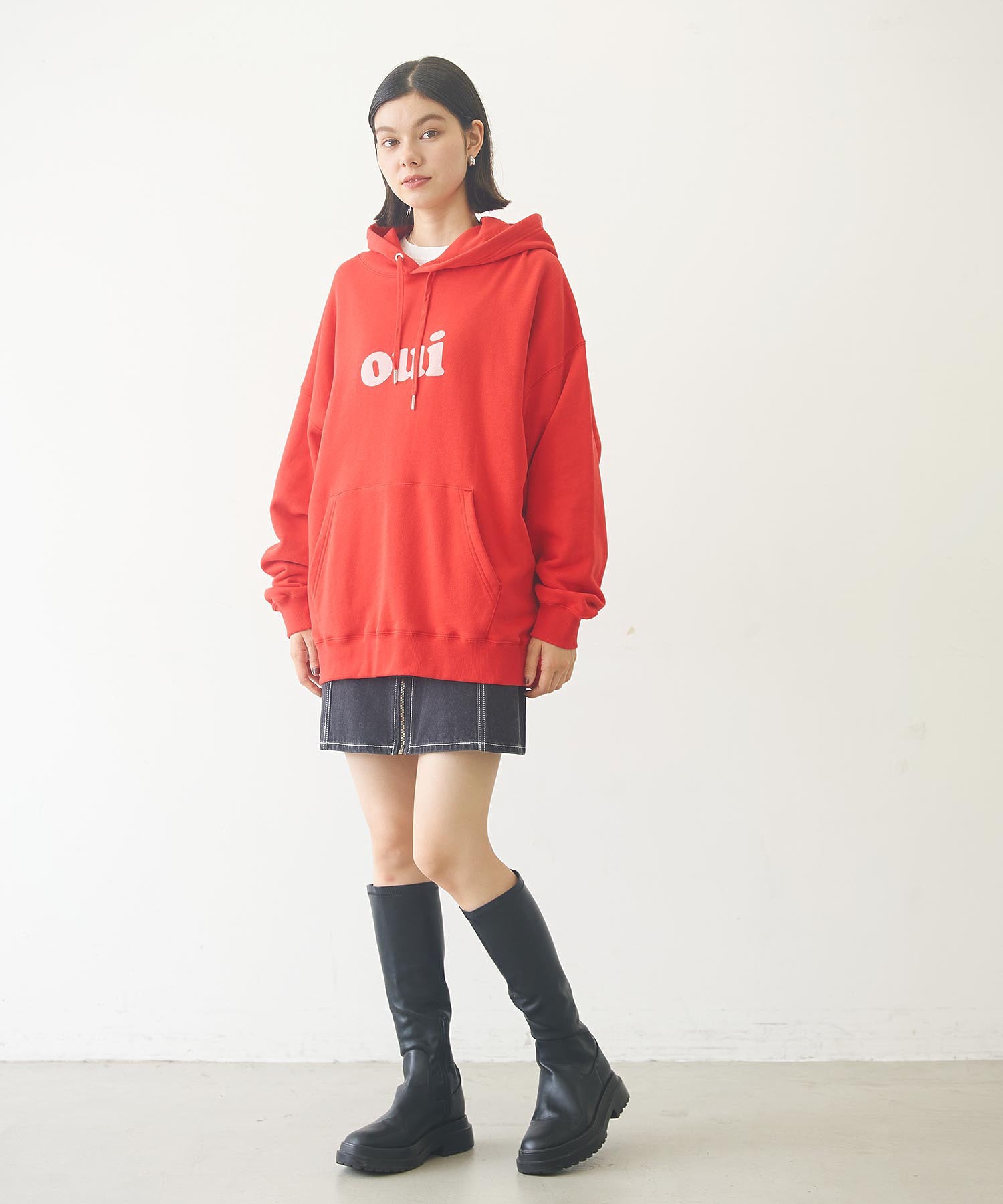 OUI SWEAT HOODIE