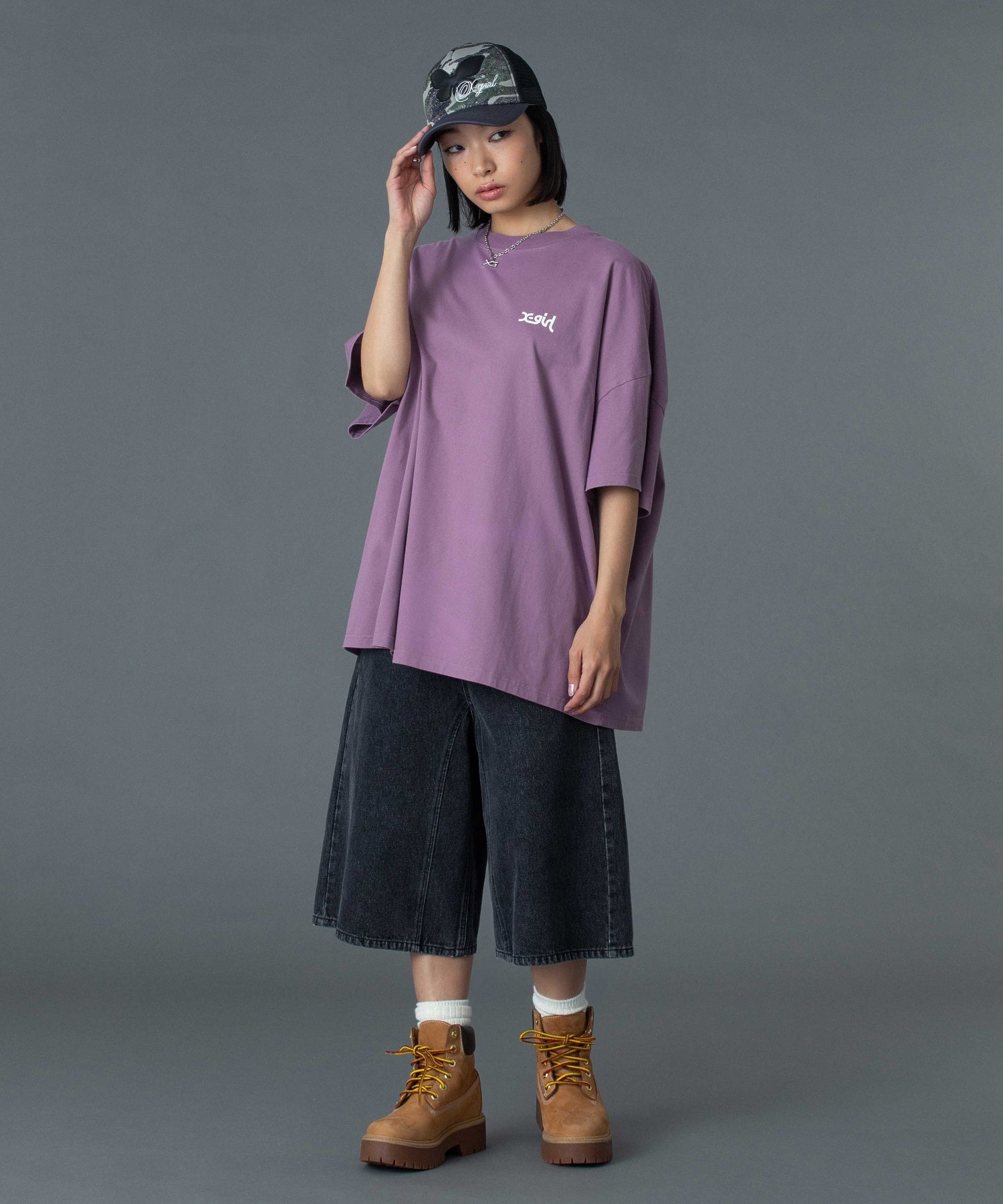 BUTTERFLY PATCH TRUCKER CAP