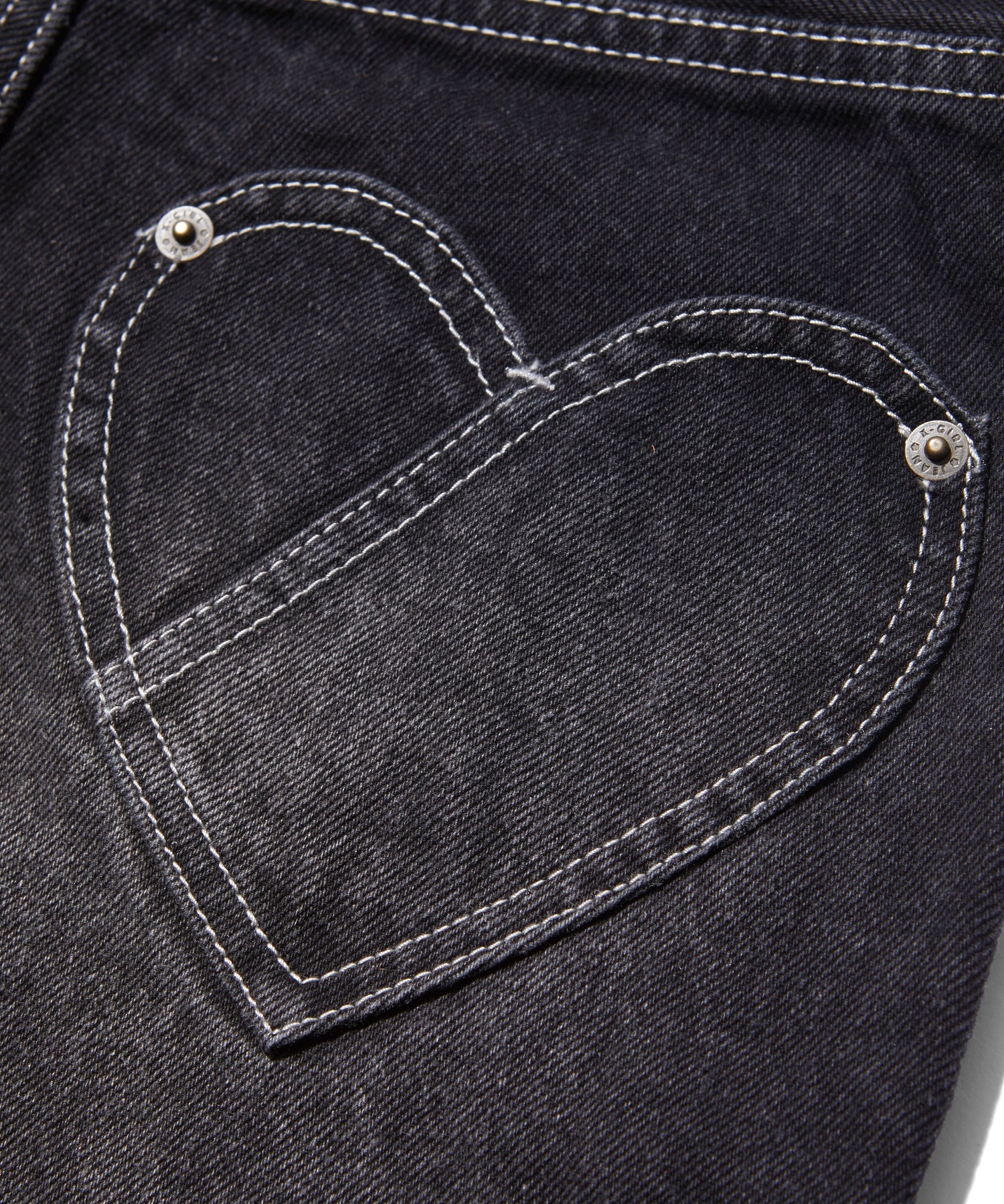 HEART POCKET FLARE DENIM PANTS