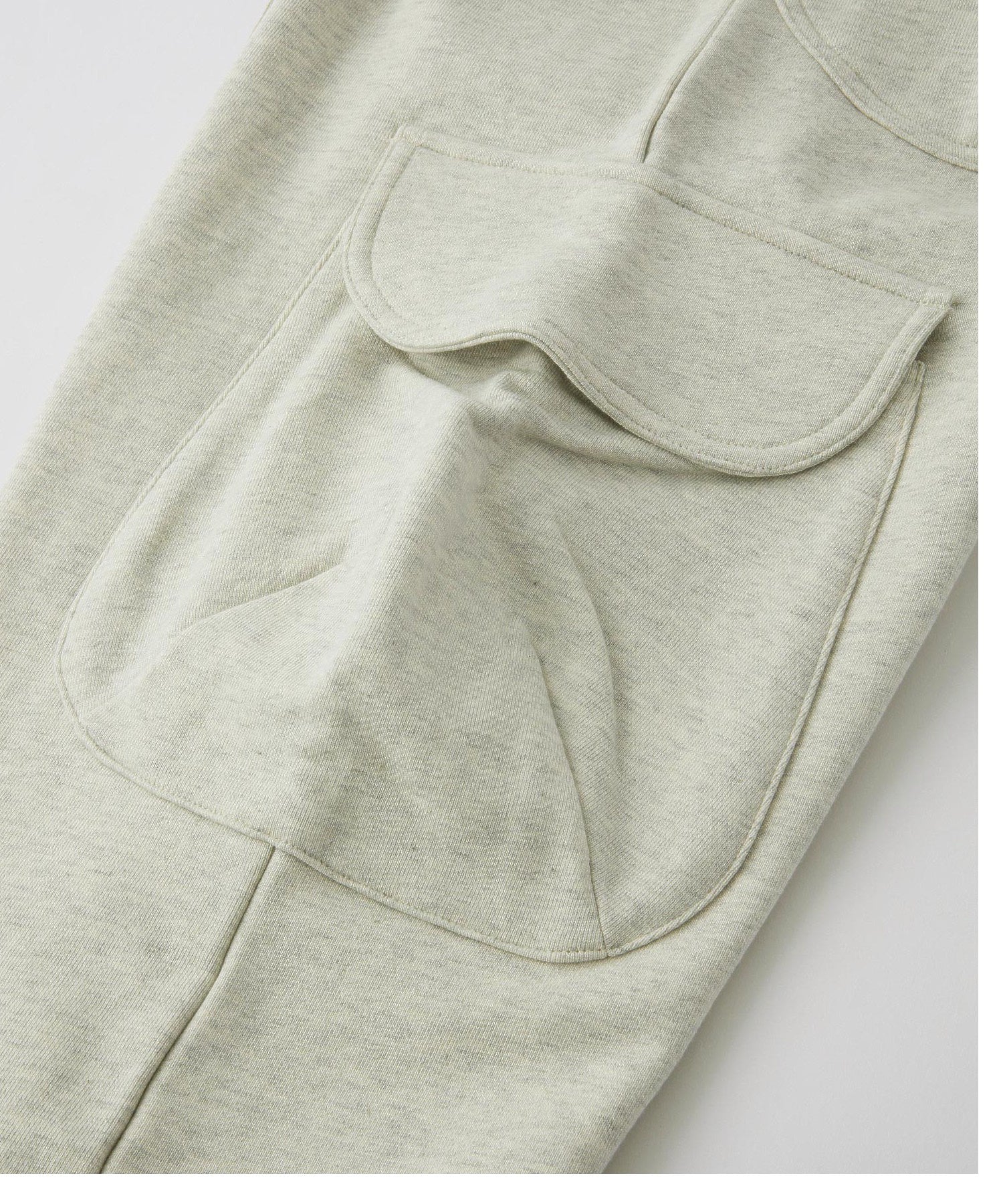 GATHERED POCKET SWEAT CARGO PANTS