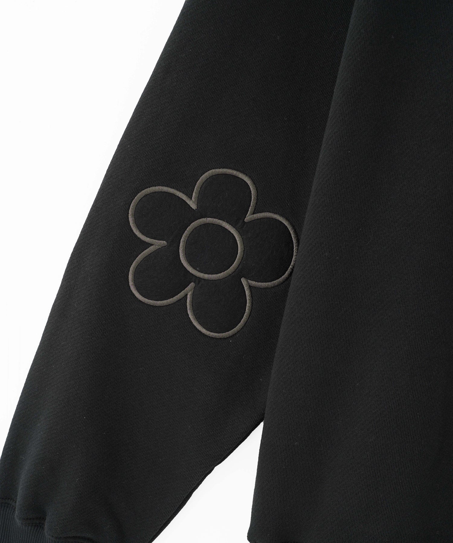 FLOWER PATCHED ELBOW SWEAT TOP