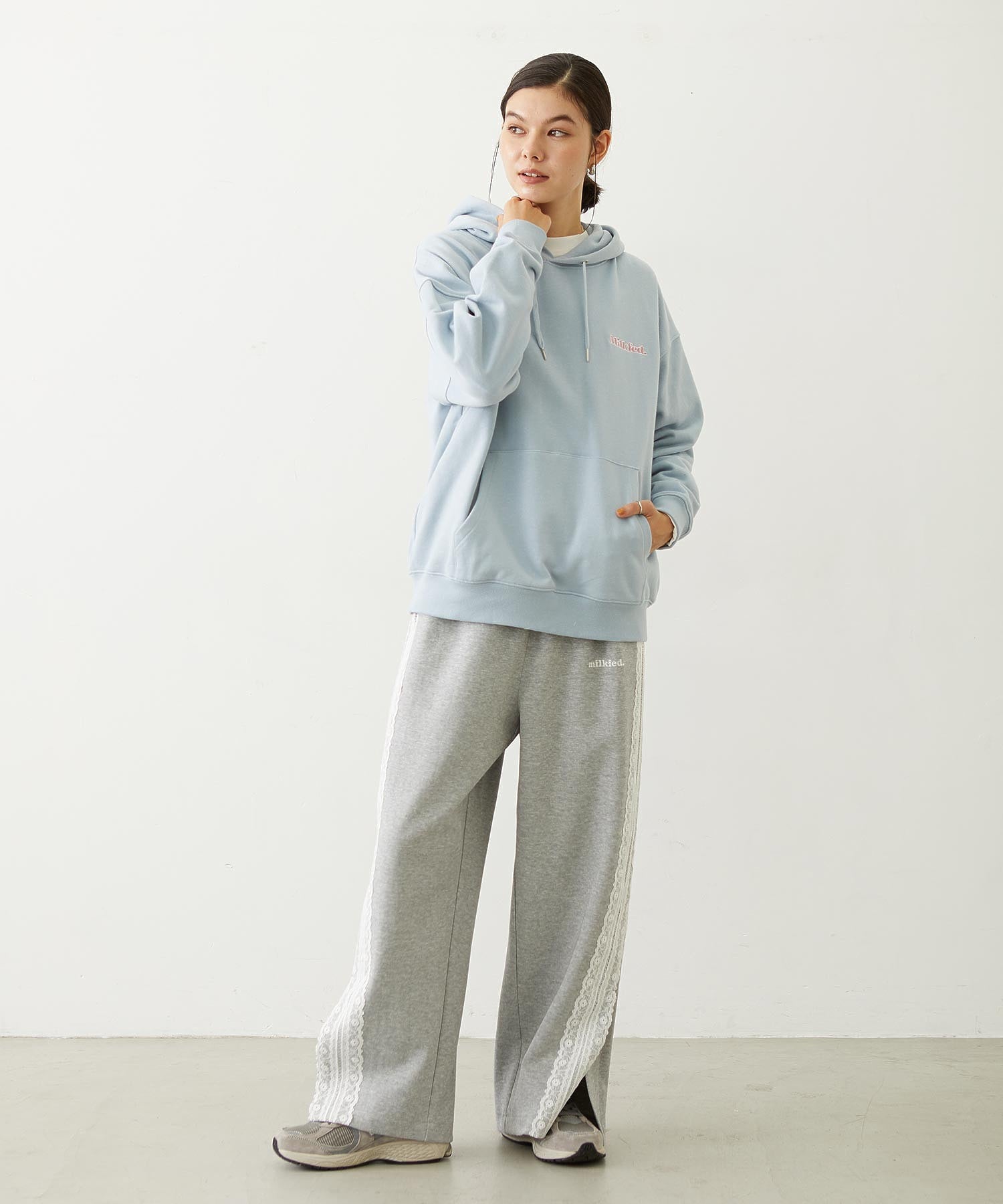 LACE LINE PANTS