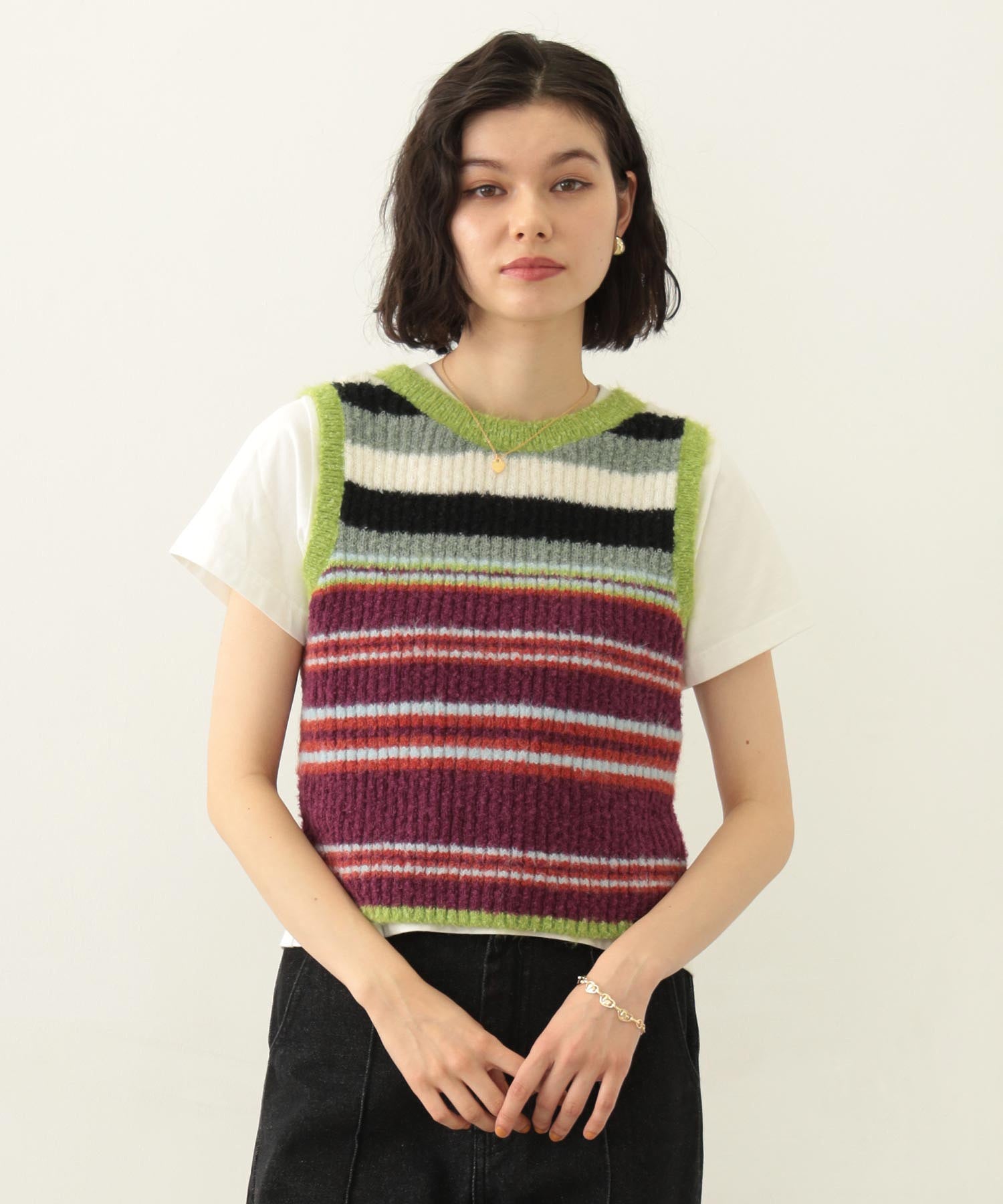 TWO-TYPE STRIPED KNIT VEST