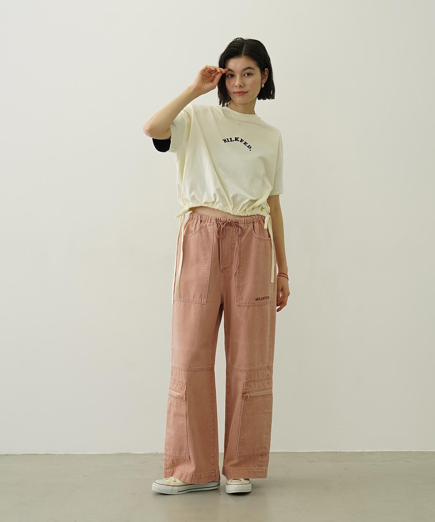 COLORED SLEEVE EDGE S/S TOP