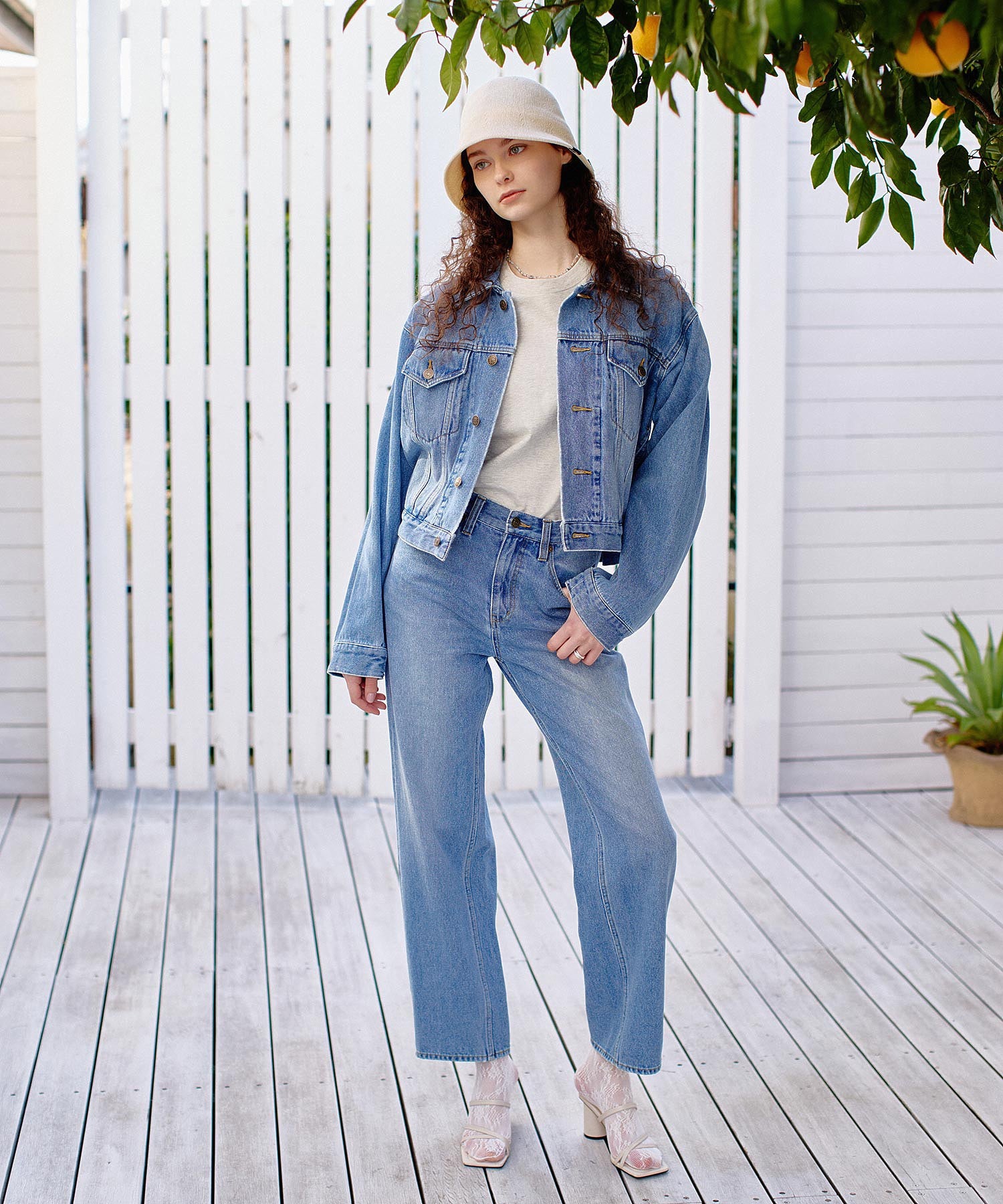 MILKFED. EMBROIDERED DENIM PANTS