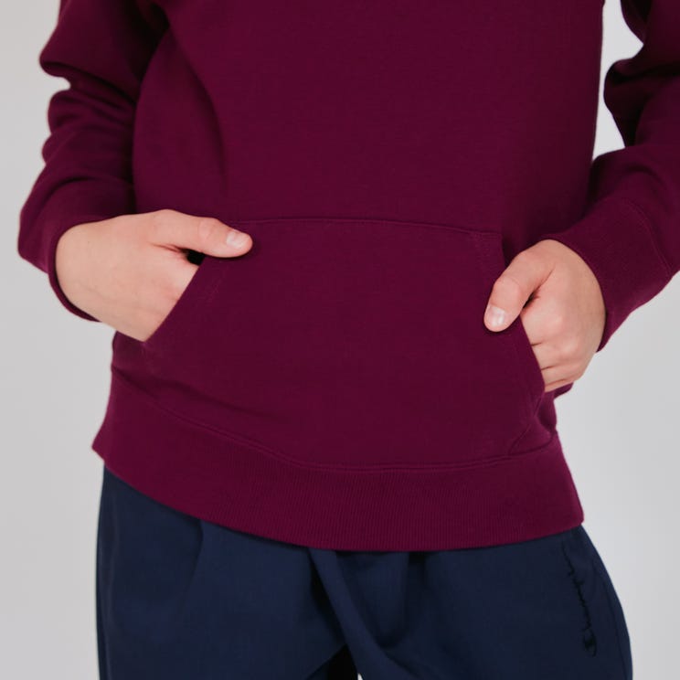 HOODED SWEATSHIRT