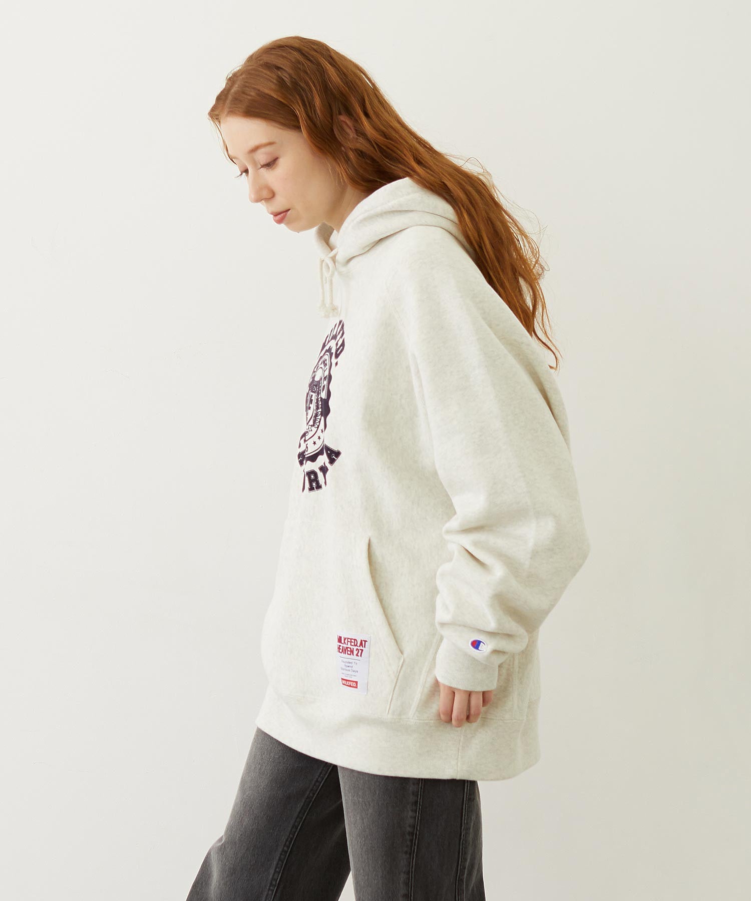 MILKFED. × CHAMPION COLLEGE LOGO SWEAT HOODIE