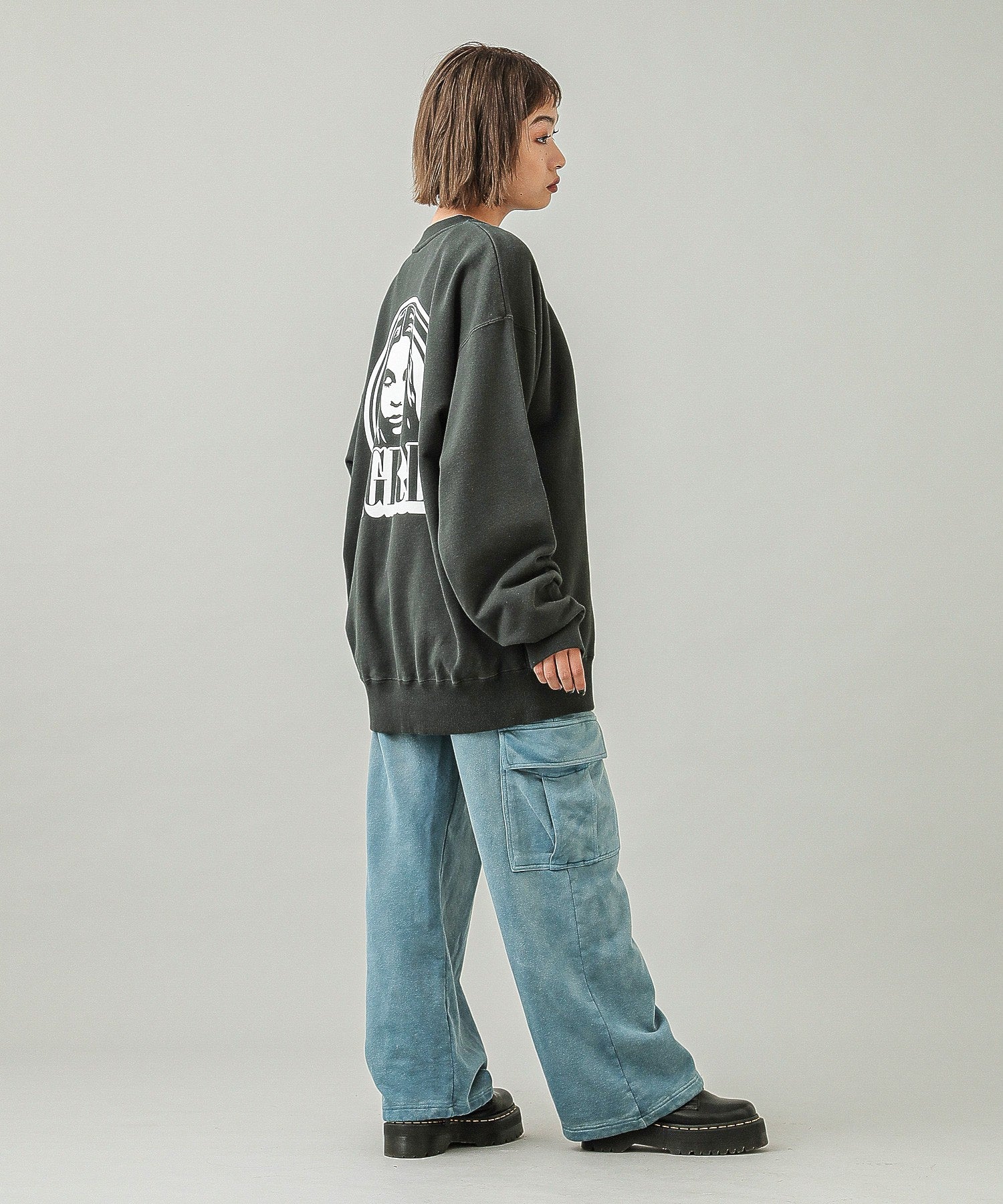 LOOSE FIT SWEAT CARGO PANTS