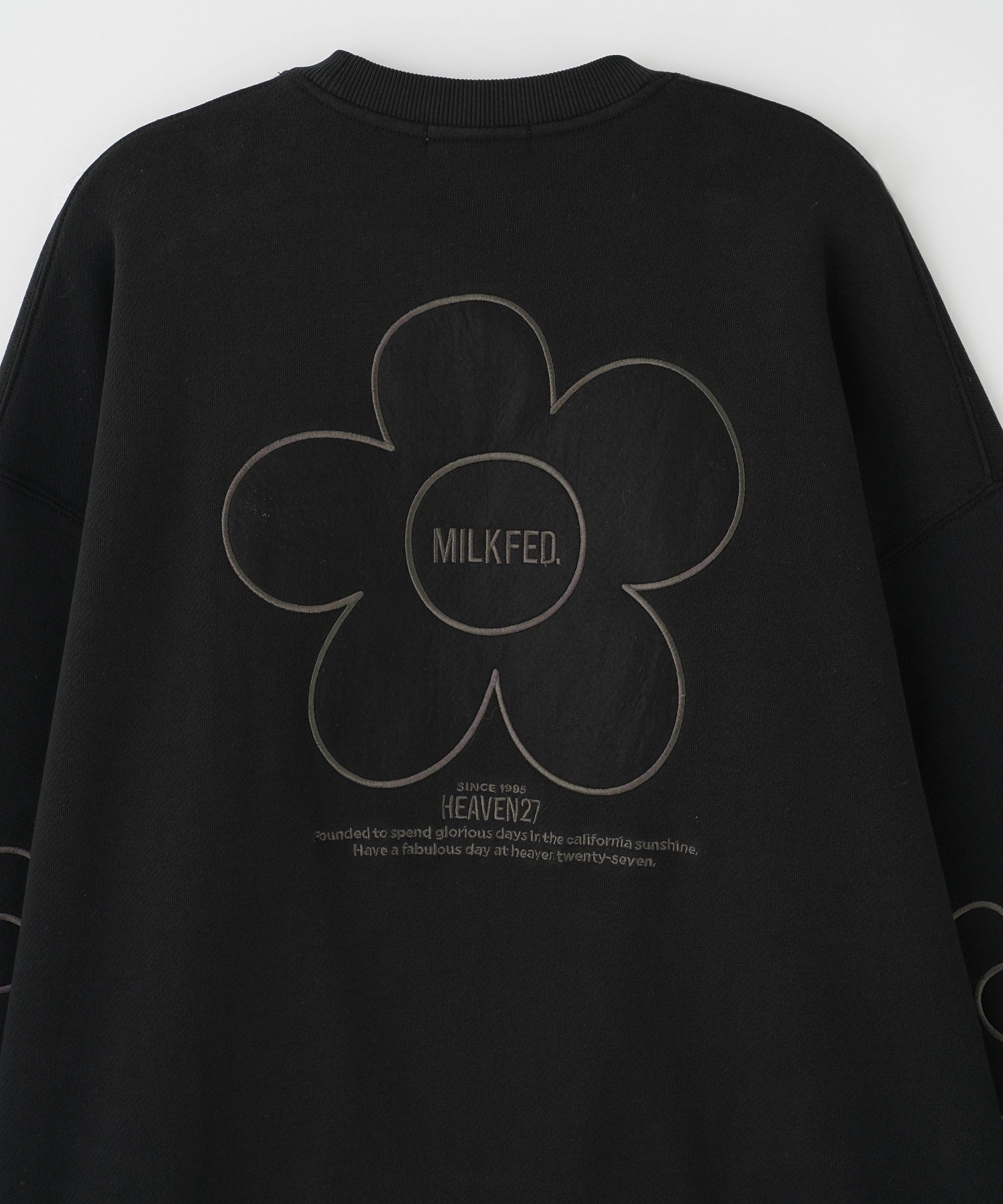 FLOWER PATCHED ELBOW SWEAT TOP