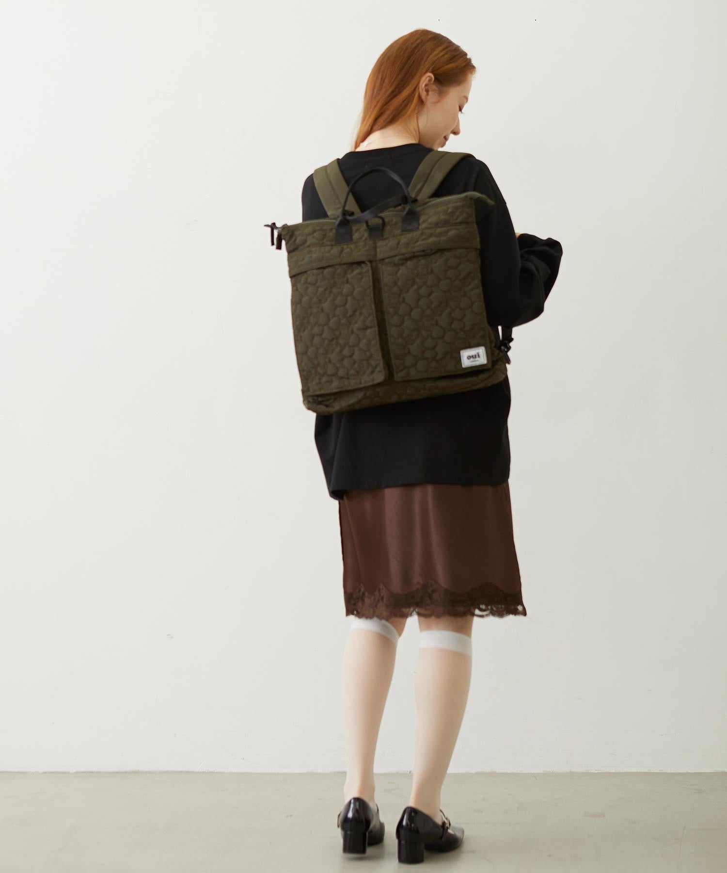 CHERRY QUILTED HELMET BAG