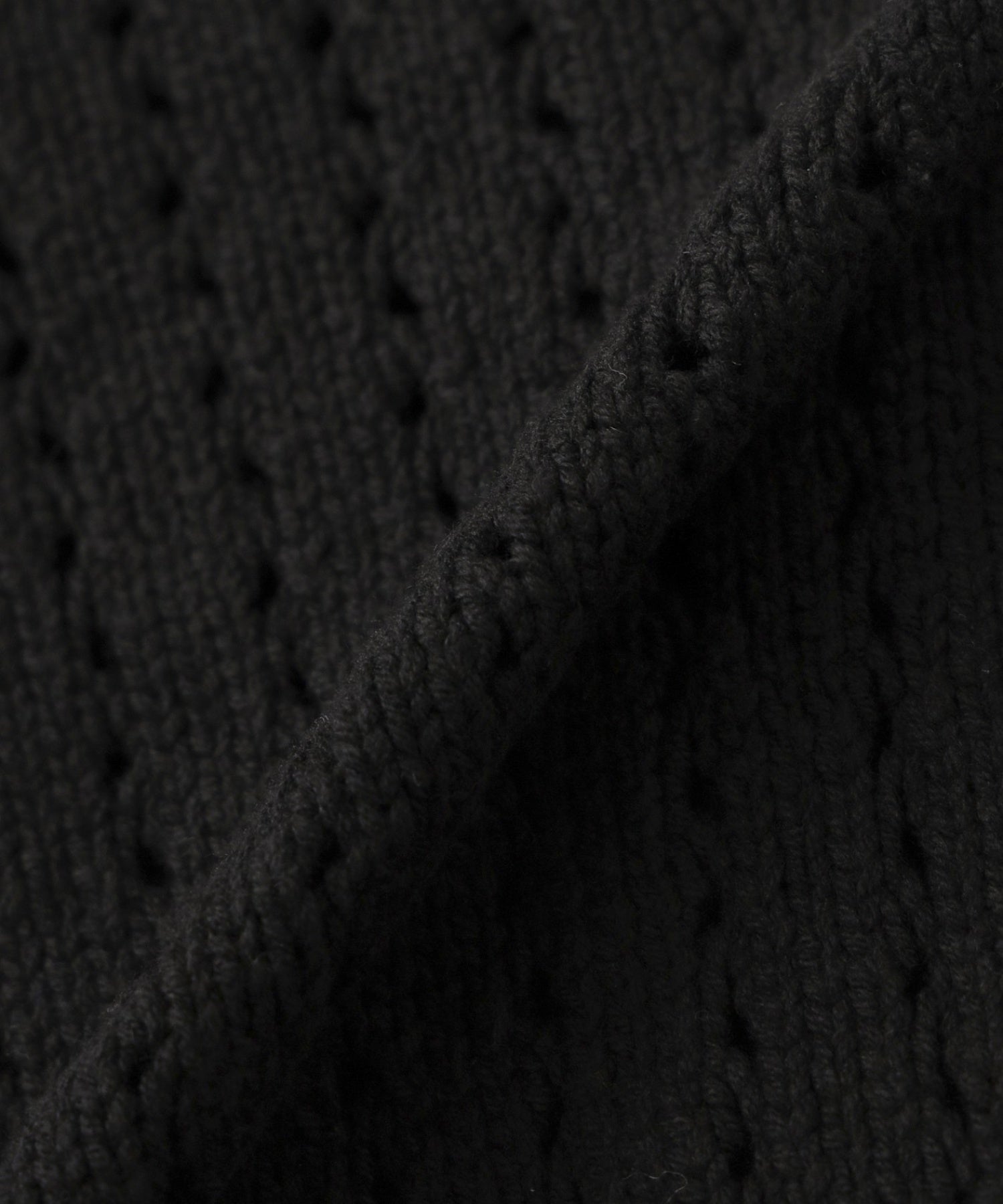 STRAWBERRY KNIT CARDIGAN