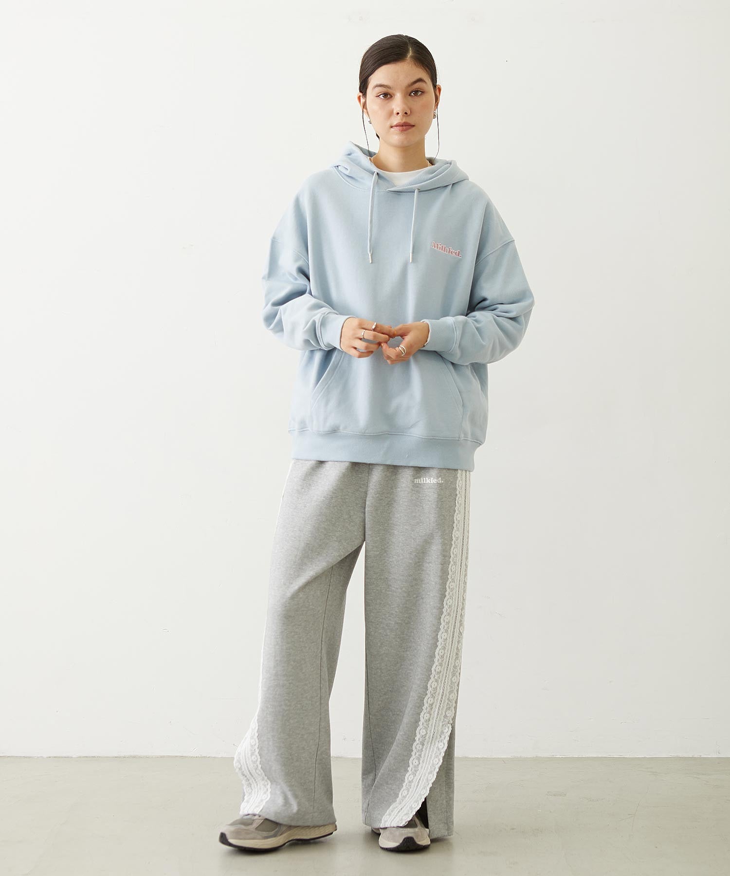 LACE LINE PANTS