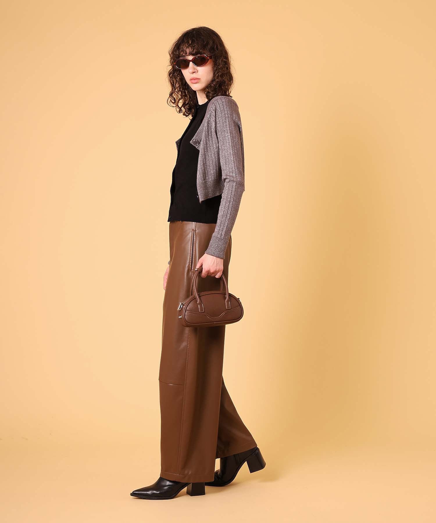 レザーカーブパンツ