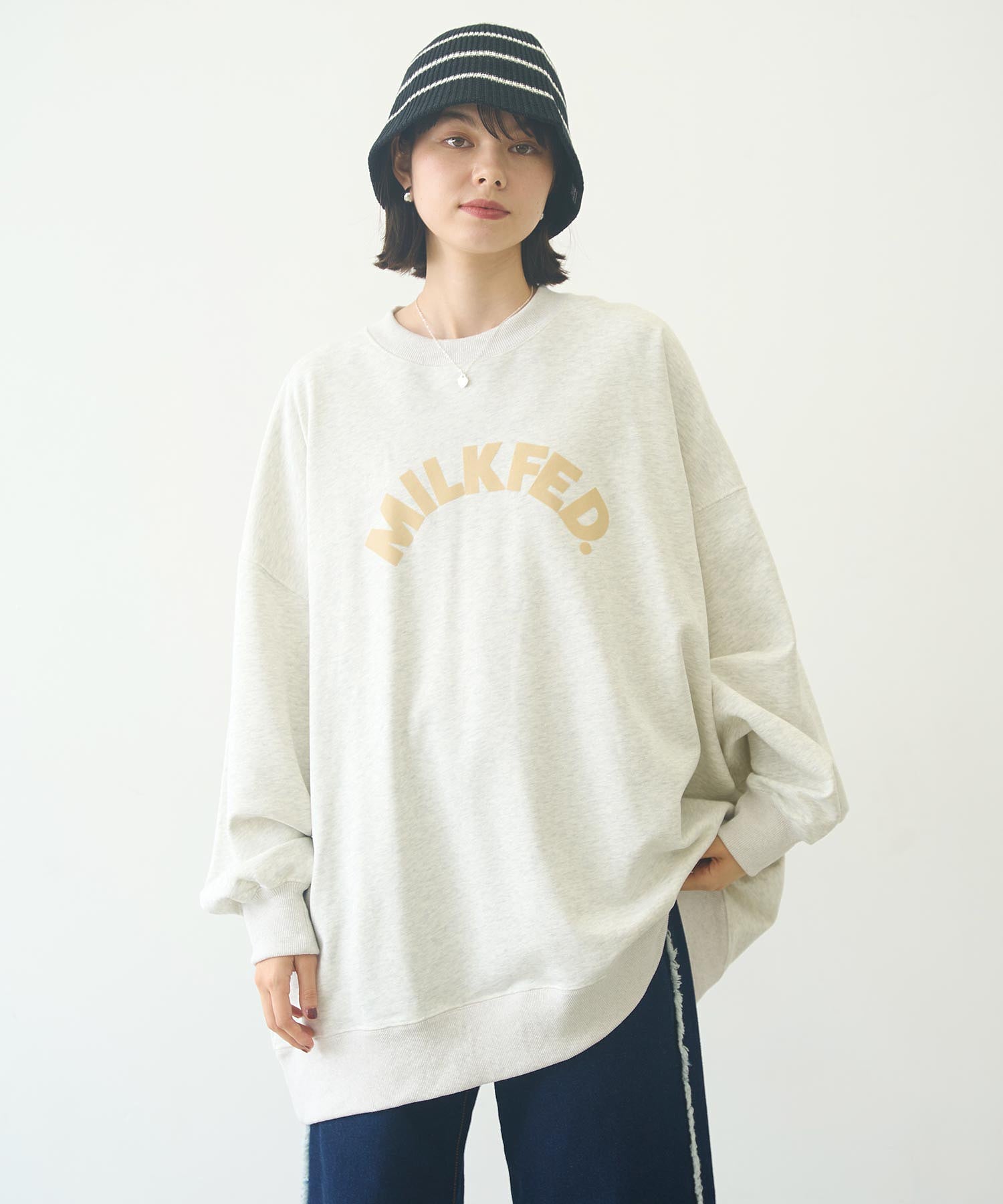 LOGO BIG SWEAT TOP