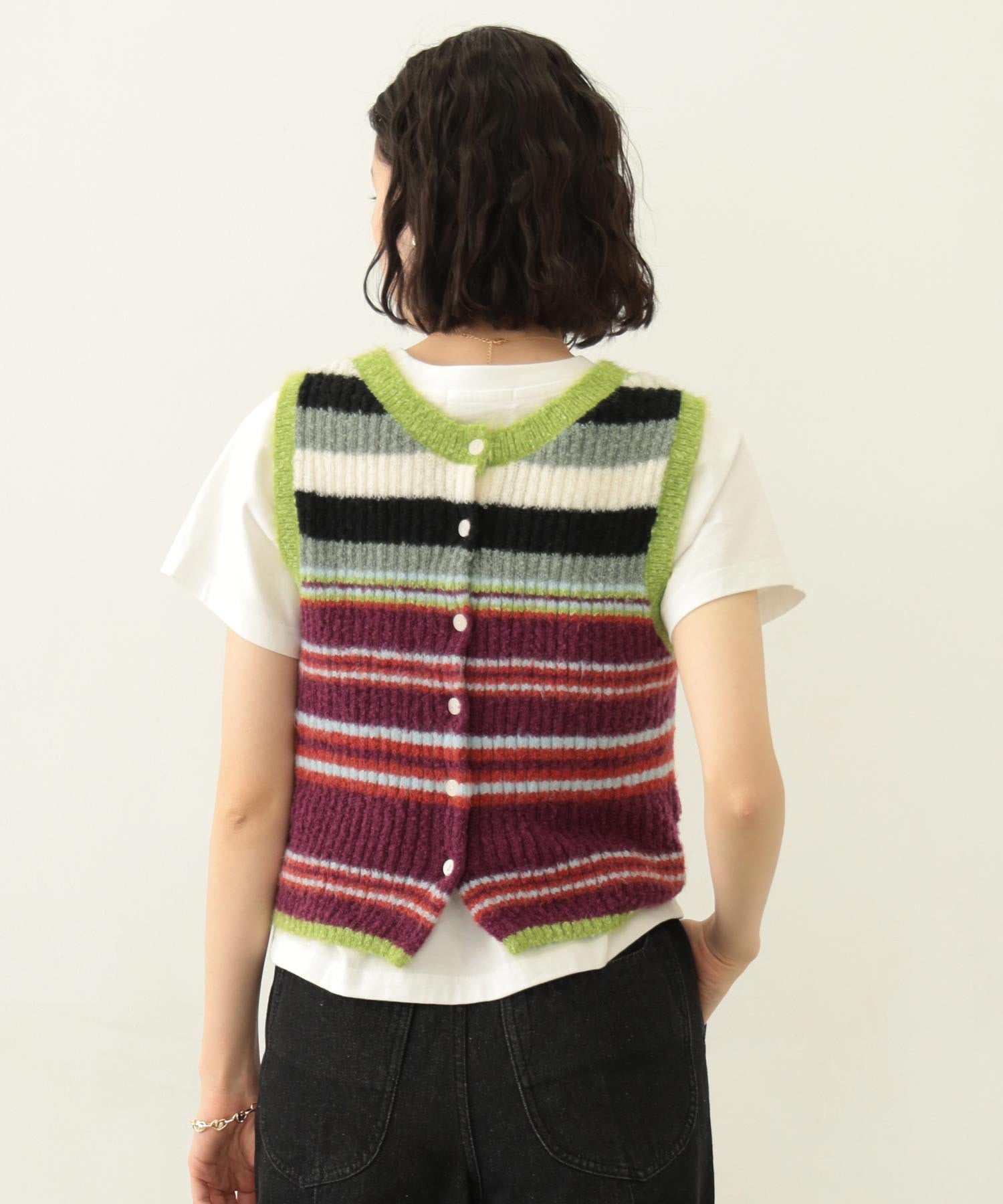 TWO-TYPE STRIPED KNIT VEST