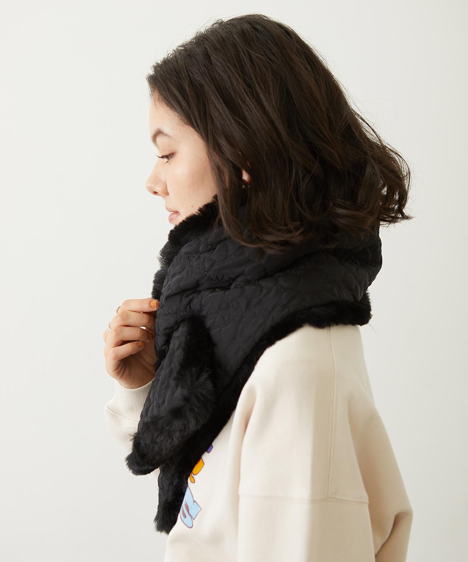 CHERRY QUILTED REVERSIBLE NYLON SCARF
