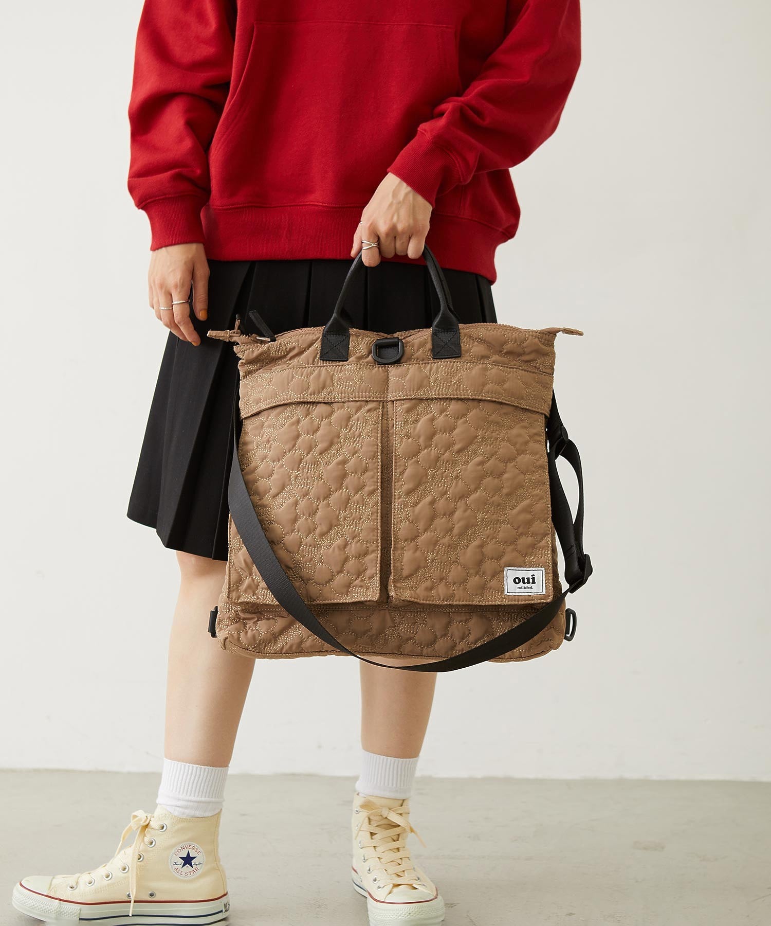 CHERRY QUILTED HELMET BAG